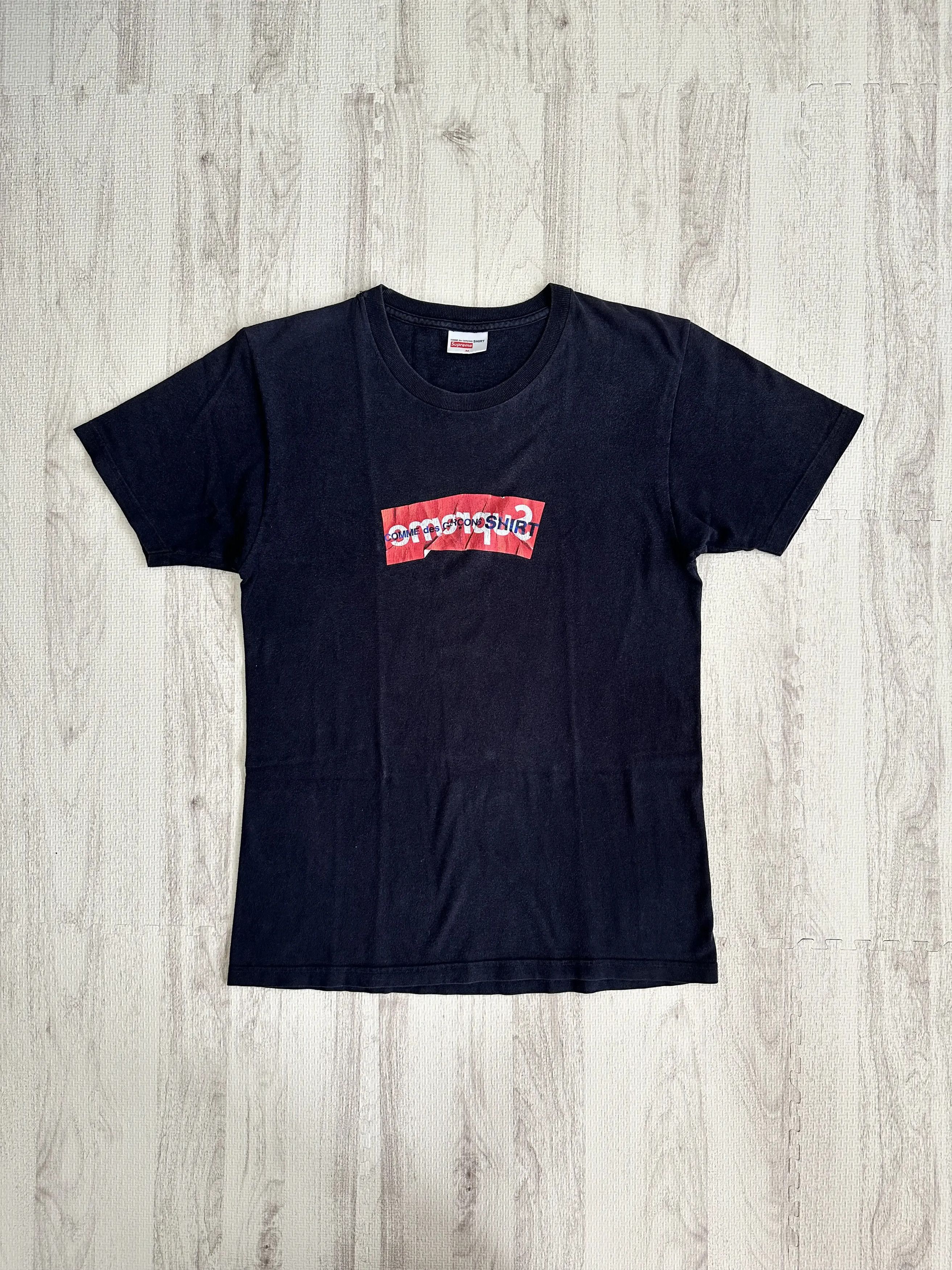 Comme des Garcons 2000ss CDG Shirt Silver Scale logo t shirt | Grailed