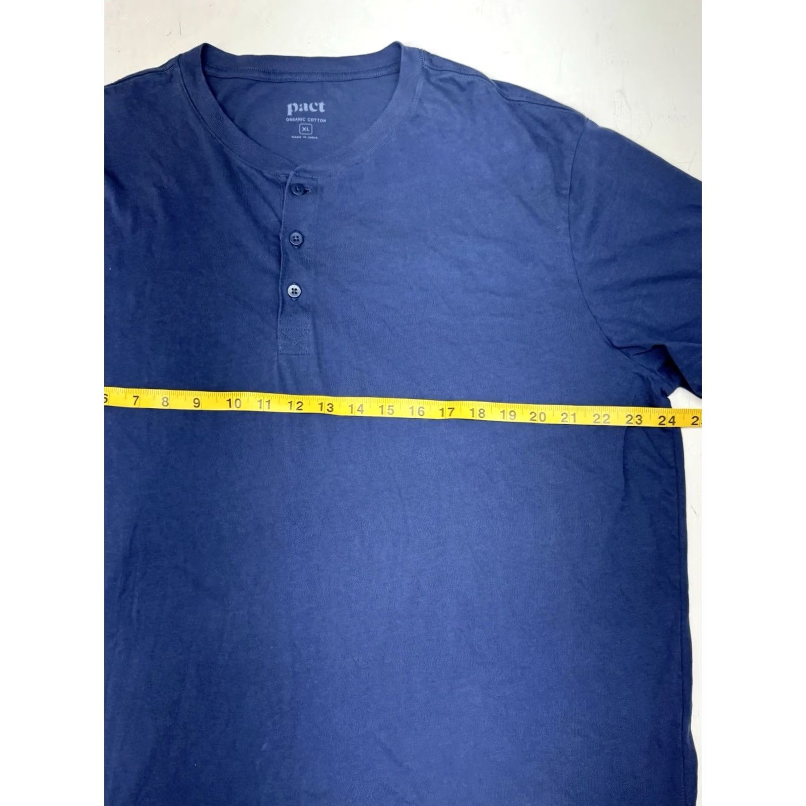 Vintage Pact Organic Henley Shirt Mens Large Long Sleeve Dark Grey Crew Neck Cotton Shirt Regular Fit All Seasons Button Accent Outdoor Nature Size US XL / EU 56 / 4 - 3 Thumbnail