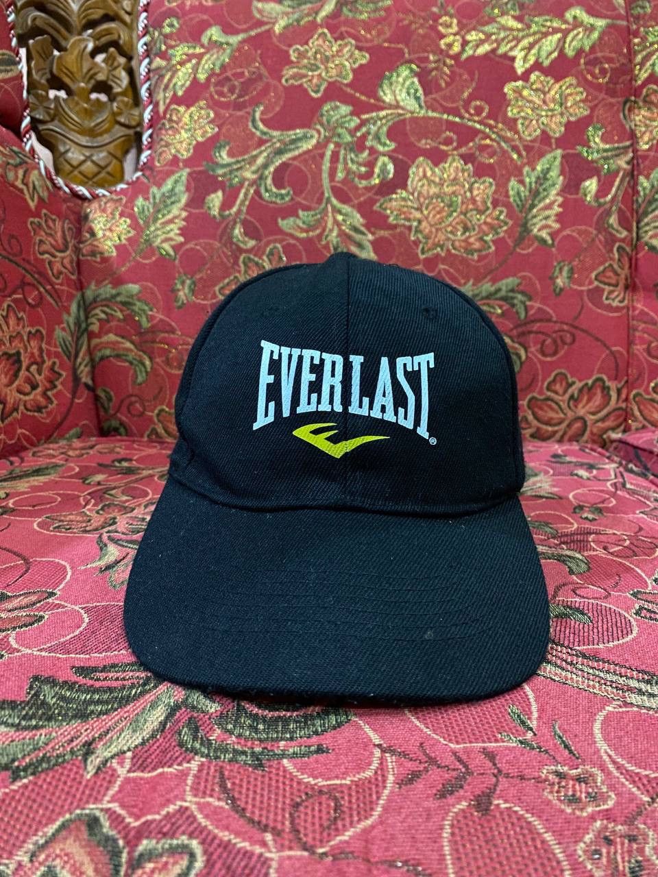 Vintage Vintage Everlast Hooligan Trucker Cap Size ONE SIZE - 1 Thumbnail