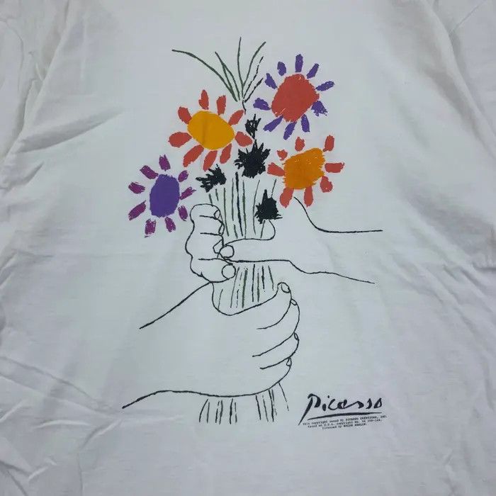Vintage Vintage 1988 PICASSO BOUQUET OF PEACE Painting Tee Shirt Size L / US 10 / IT 46 - 2 Thumbnail