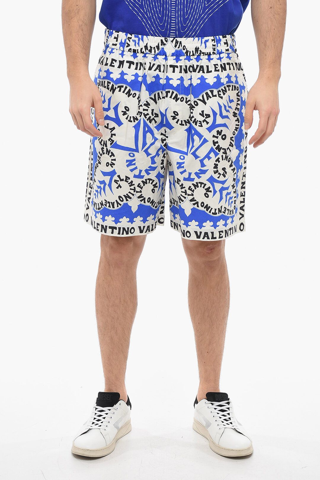 image of Valentino Og1Mm0524 Bandana Print Cotton Short In Blue, Men's (Size 30)