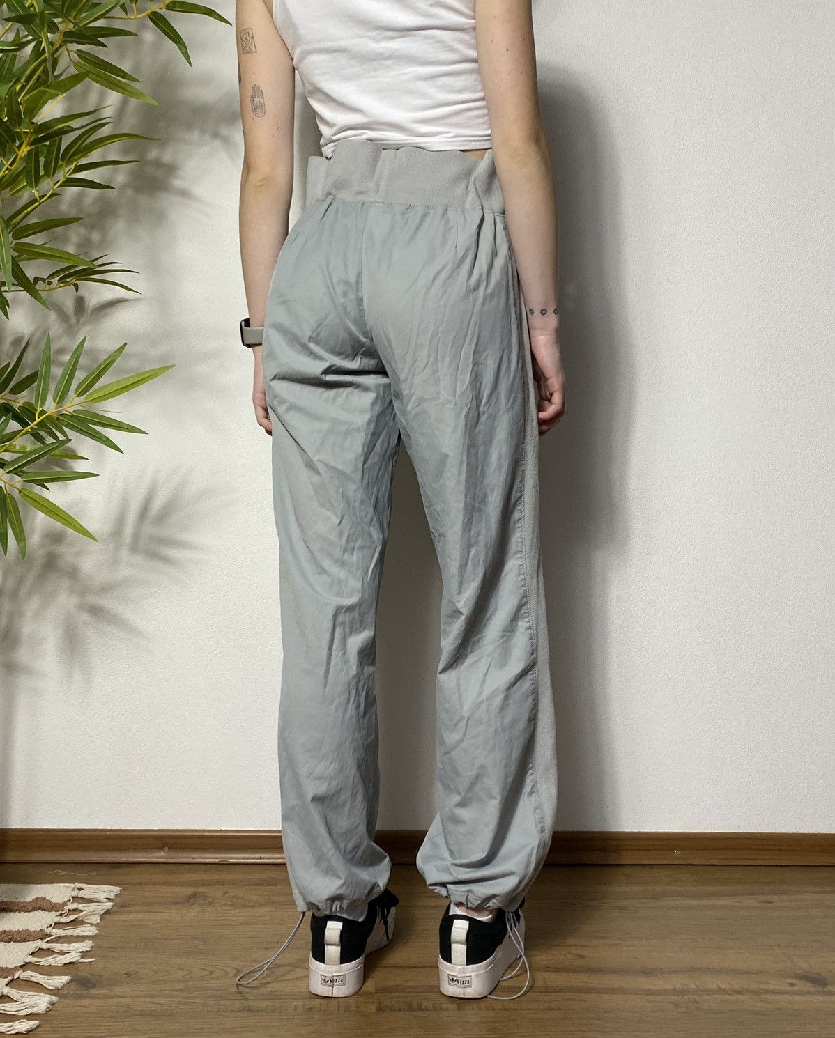 Nike VINTAGE NIKE NYLON DRAWSTRING PANTS Size 32" / US 10 / IT 46 - 7 Thumbnail