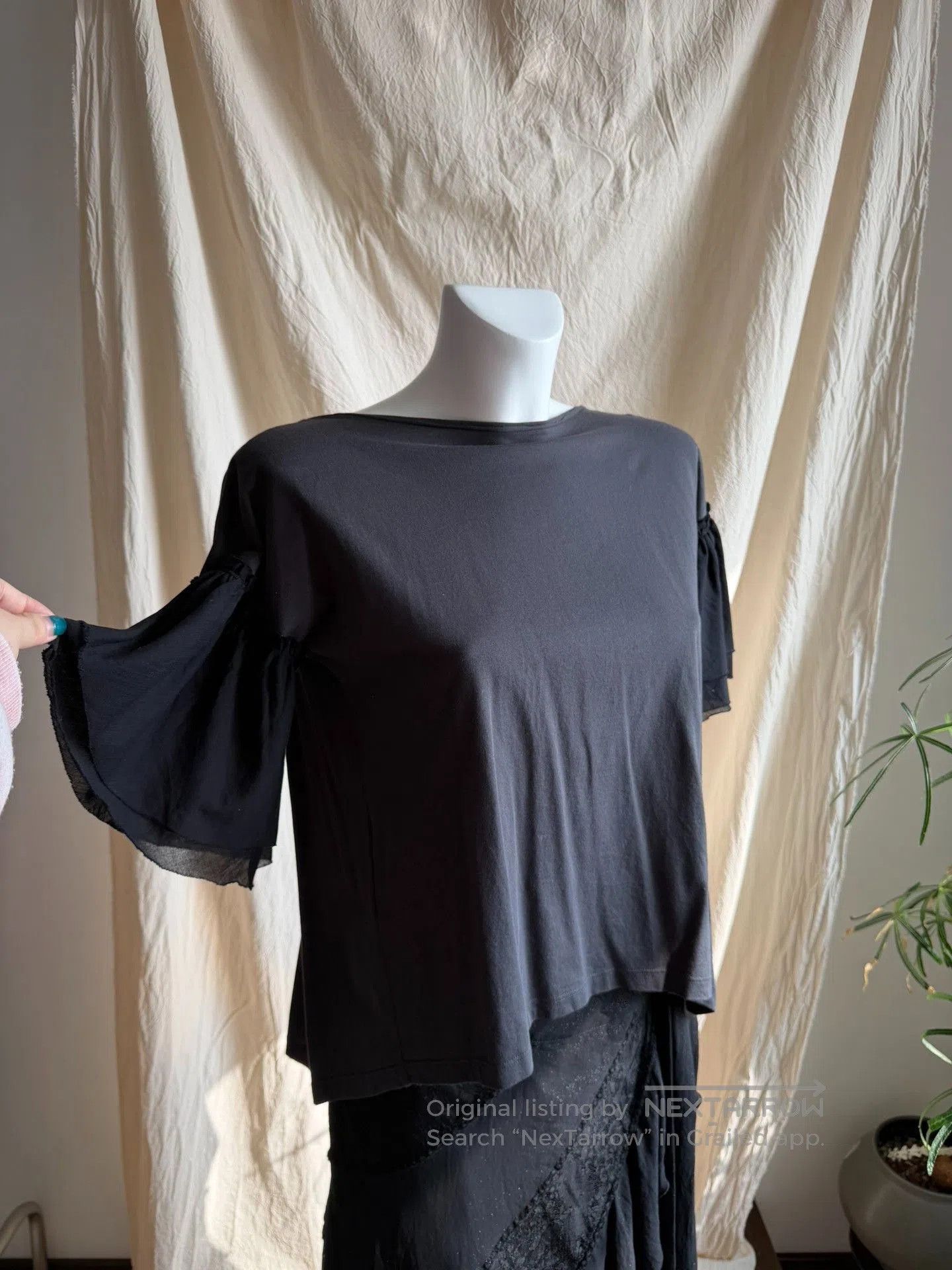 Prada Prada Backless Ruffle Sleeve Blouse. Size M / US 6-8 / IT 42-44 - 3 Thumbnail