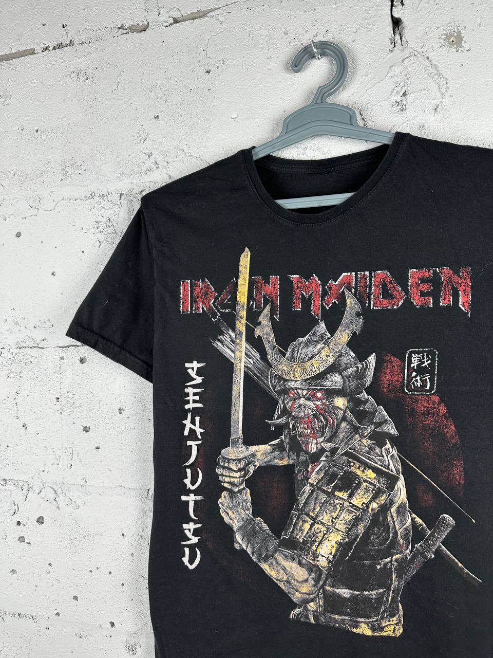 Band Tees × Iron Maiden Y2K Iron Maiden Live After Death Tee Japan Samurai Size US M / EU 48-50 / 2 - 3 Thumbnail