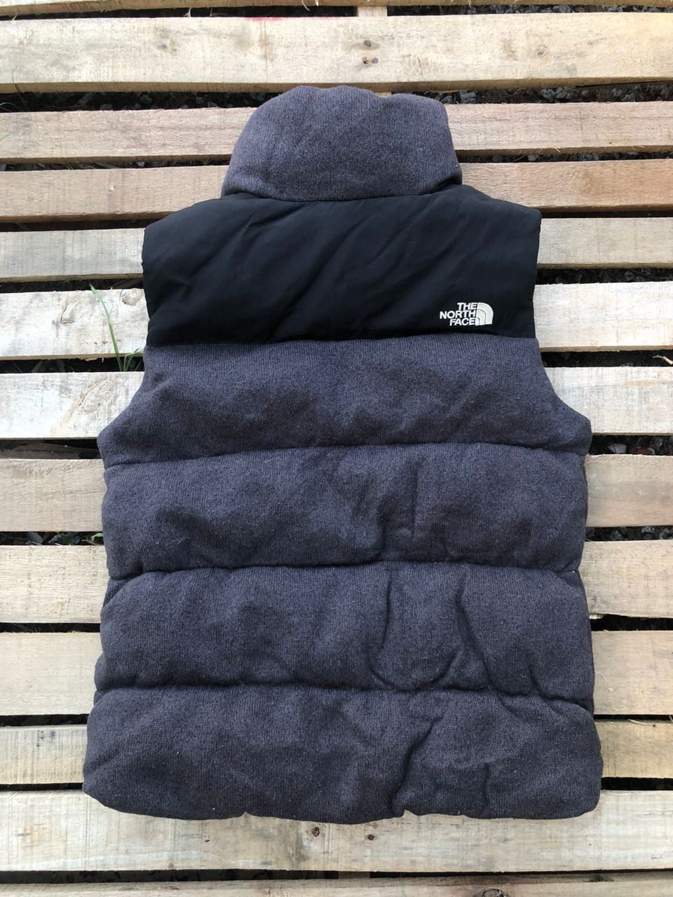 The North Face The North Face 700 Puffer Vest Grey Wool Size US M / EU 48-50 / 2 - 2 Thumbnail