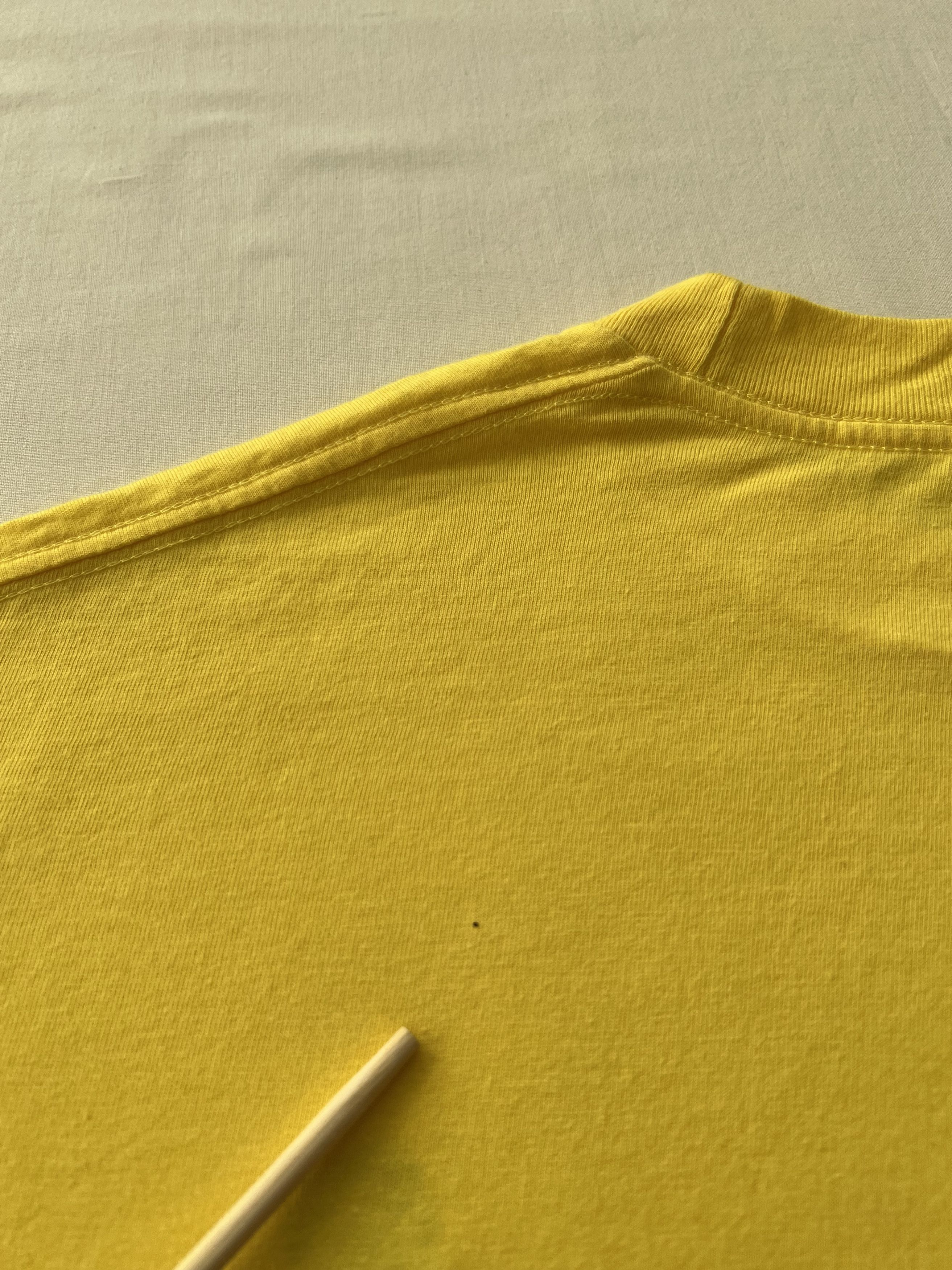 Cartoon Network Vintage 1998 A Bugs Life Movie Pixar Disney Promo Yellow Tee Size US L / EU 52-54 / 3 - 12 Thumbnail