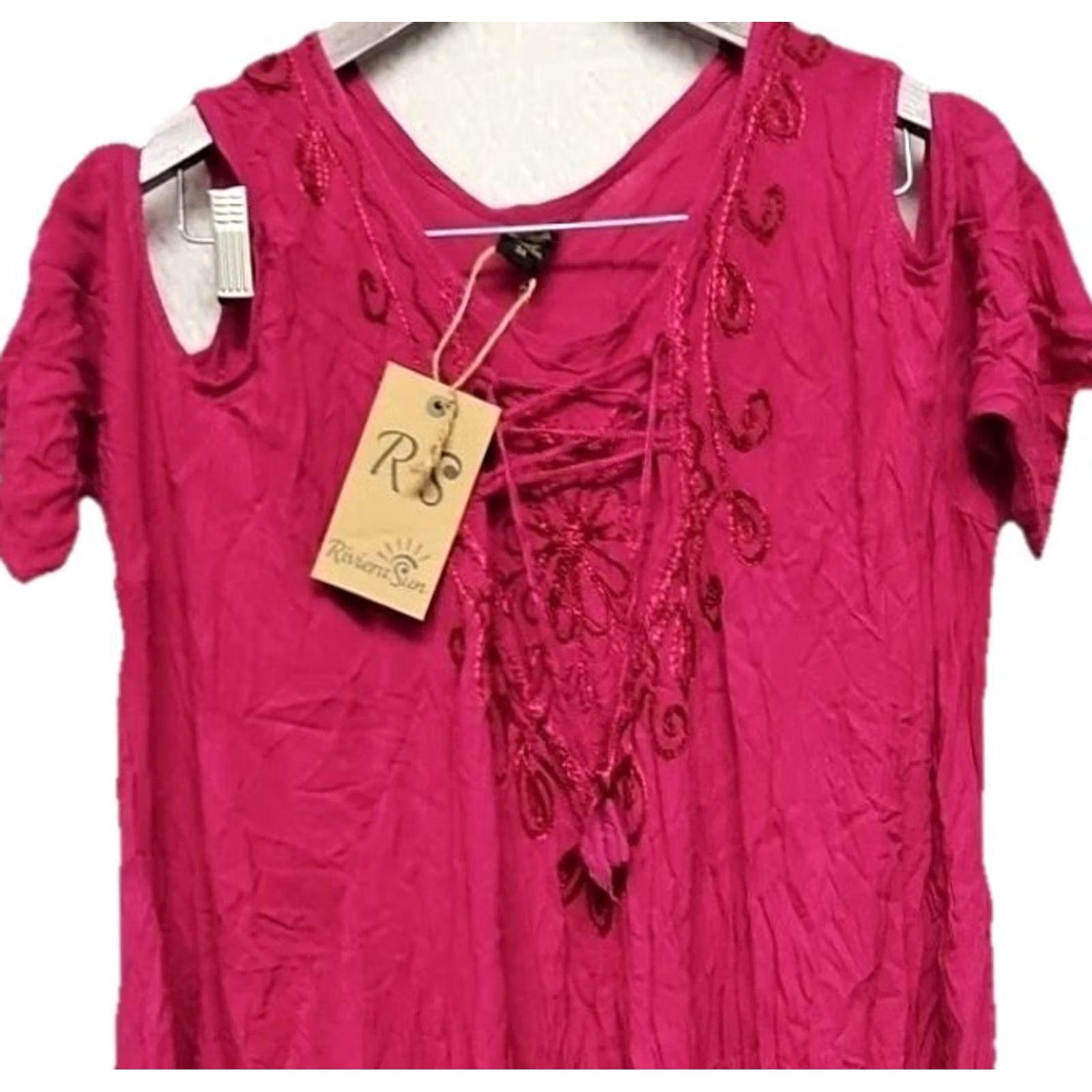 Rivieras Riviera Sun Pink Embroidered Boho Tunic Dress Women’s Plus 3X Pullover Scoop Neck Knee Length Rayon Floral Embroidered Bohemian Style Womens Size XXL / US 16-18 / IT 52-54 - 3 Thumbnail
