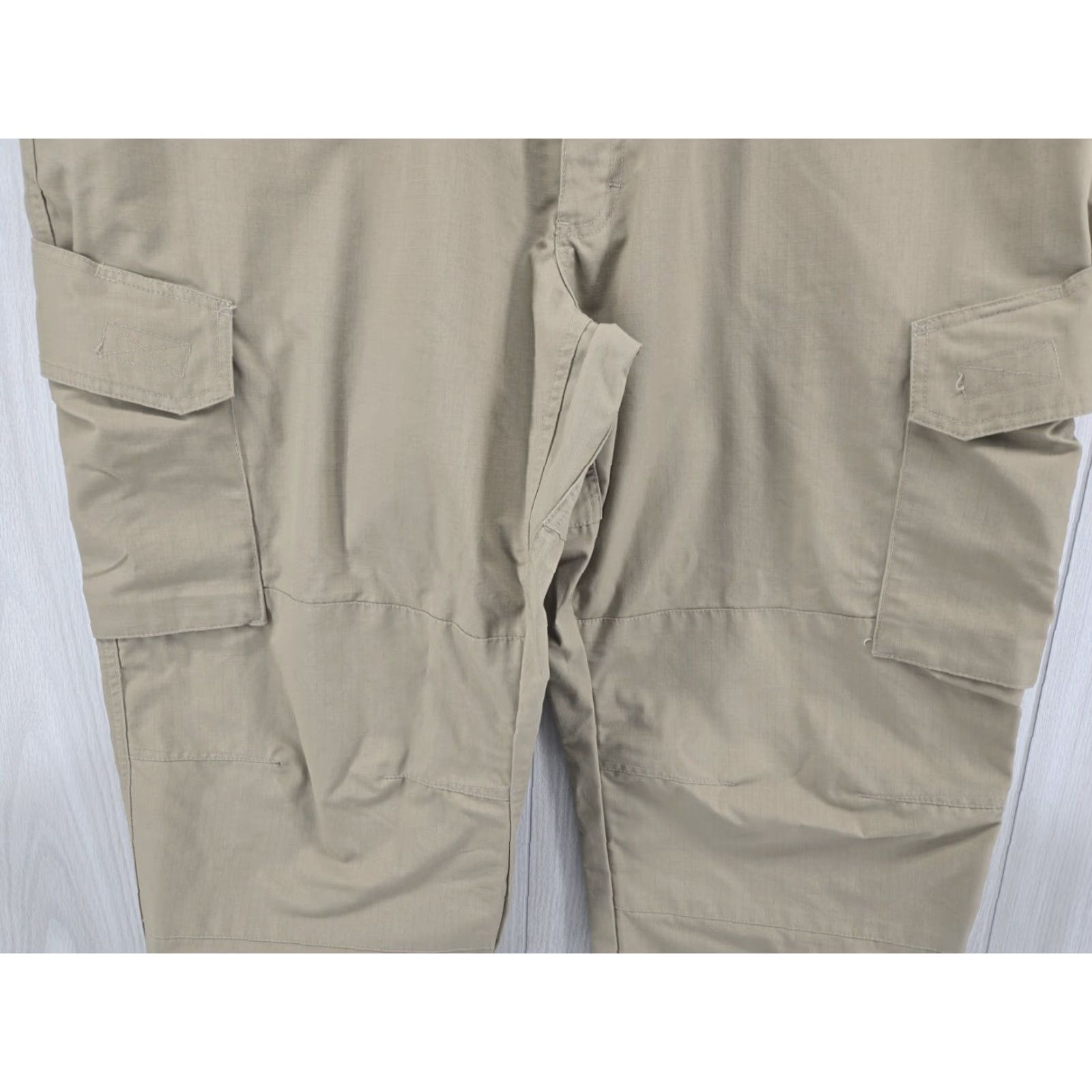 Vintage LAPG Pants Men's 44x30 Cargo Tactical Rip Stop Tan Khaki Size US 44 / EU 60 - 4 Thumbnail