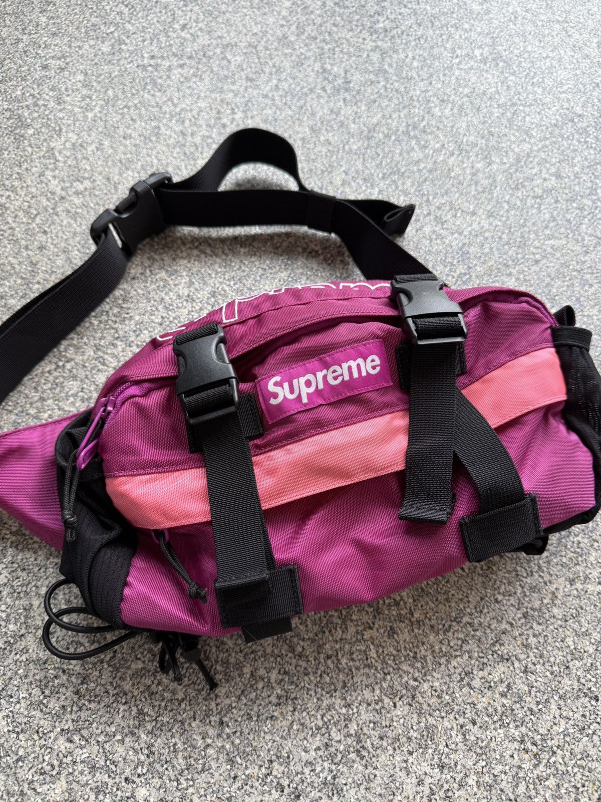 Supreme Supreme Small Waist Bag (FW22) | Grailed
