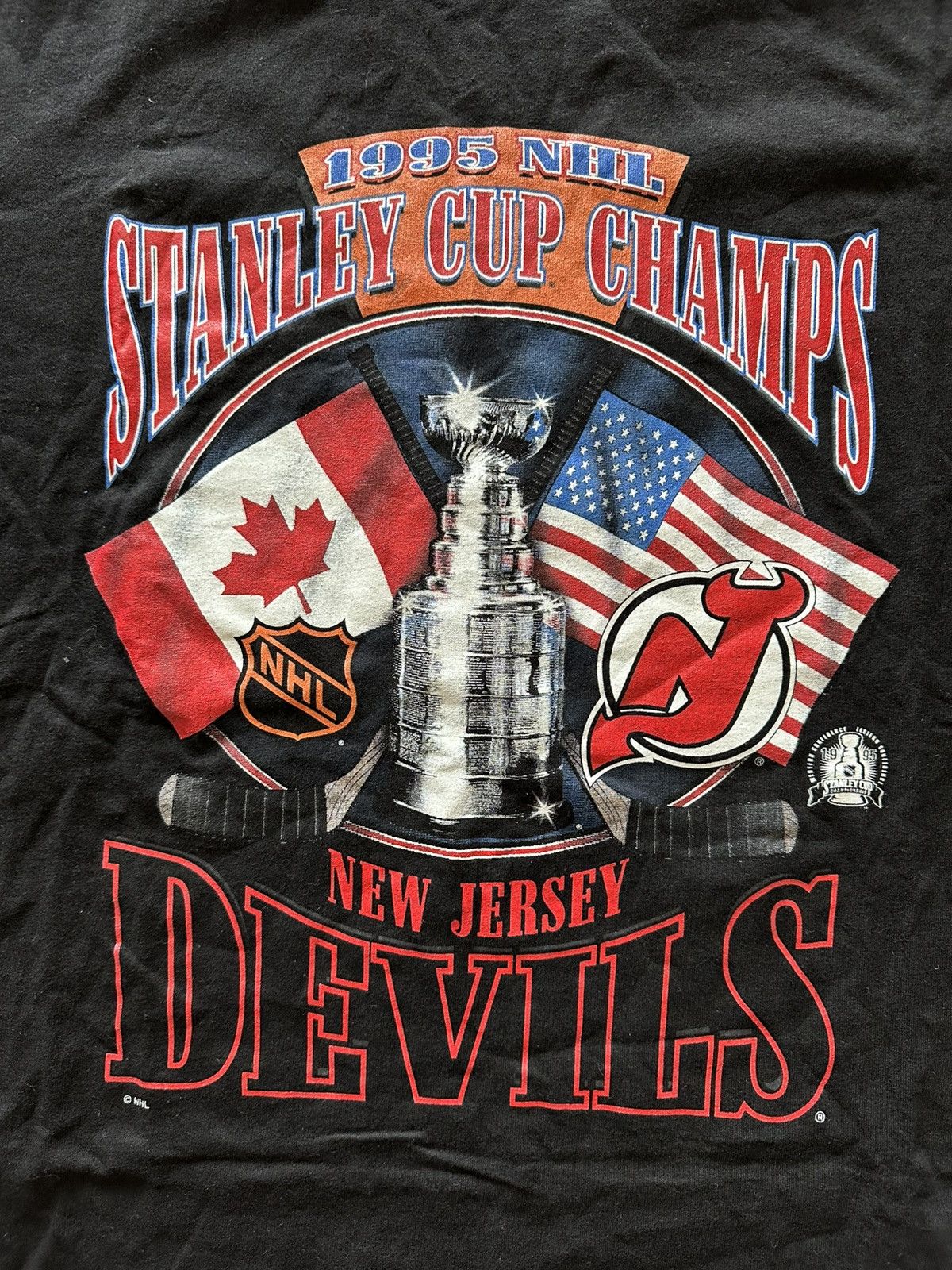 NHL × Starter × Vintage Vintage Starter New Jersey Devils 1995 Stanley Cup T-Shirt Size US XL / EU 56 / 4 - 2 Thumbnail