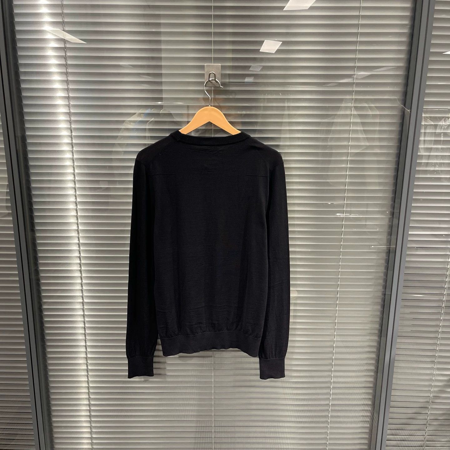 Dior Dior bee embroidery wool knit S 99 new Size US S / EU 44-46 / 1 - 2 Thumbnail