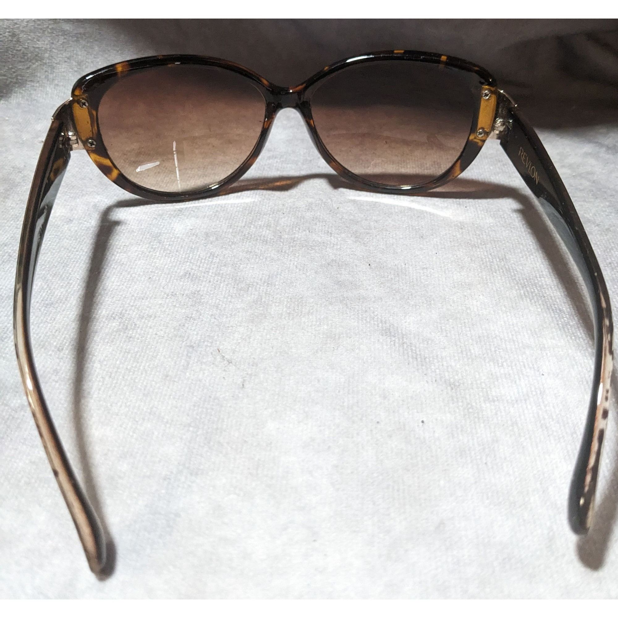 Other Retro Revlon Tortoise Shell And Leopard Print Sunglasses Size ONE SIZE - 2 Thumbnail