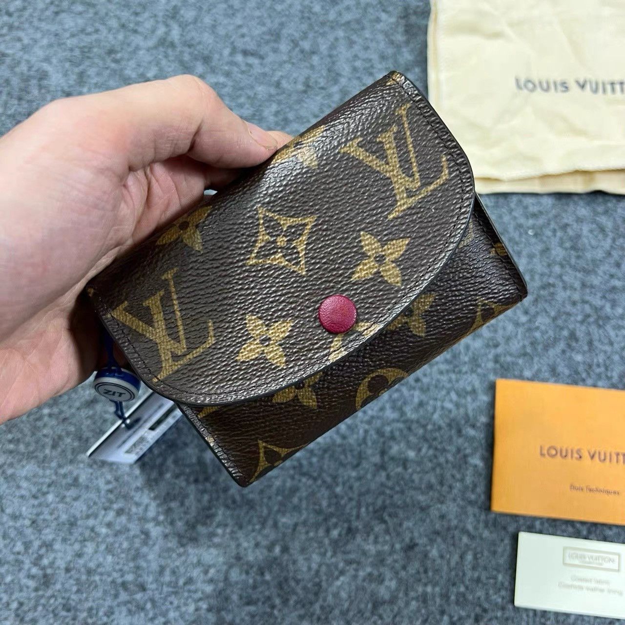 Louis Vuitton Louis Vuitton Wallet Card Holder K28 Size ONE SIZE - 4 Thumbnail