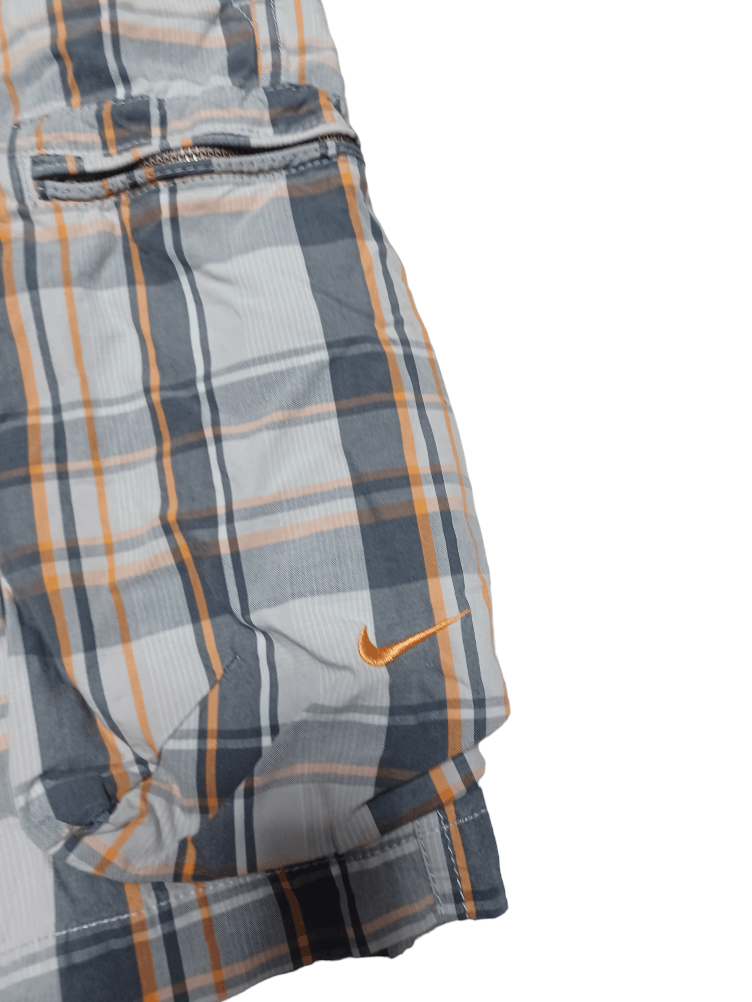 Nike ORANGE SWOOSH NIKE ATHLETIC DPT CARGO MULTIPOCKET SHORTS Size US 34 / EU 50 - 3 Thumbnail