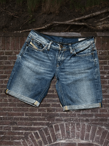 Diesel Diesel Bebel Shorts Size 28" / US 6 / IT 42 - 1 Thumbnail