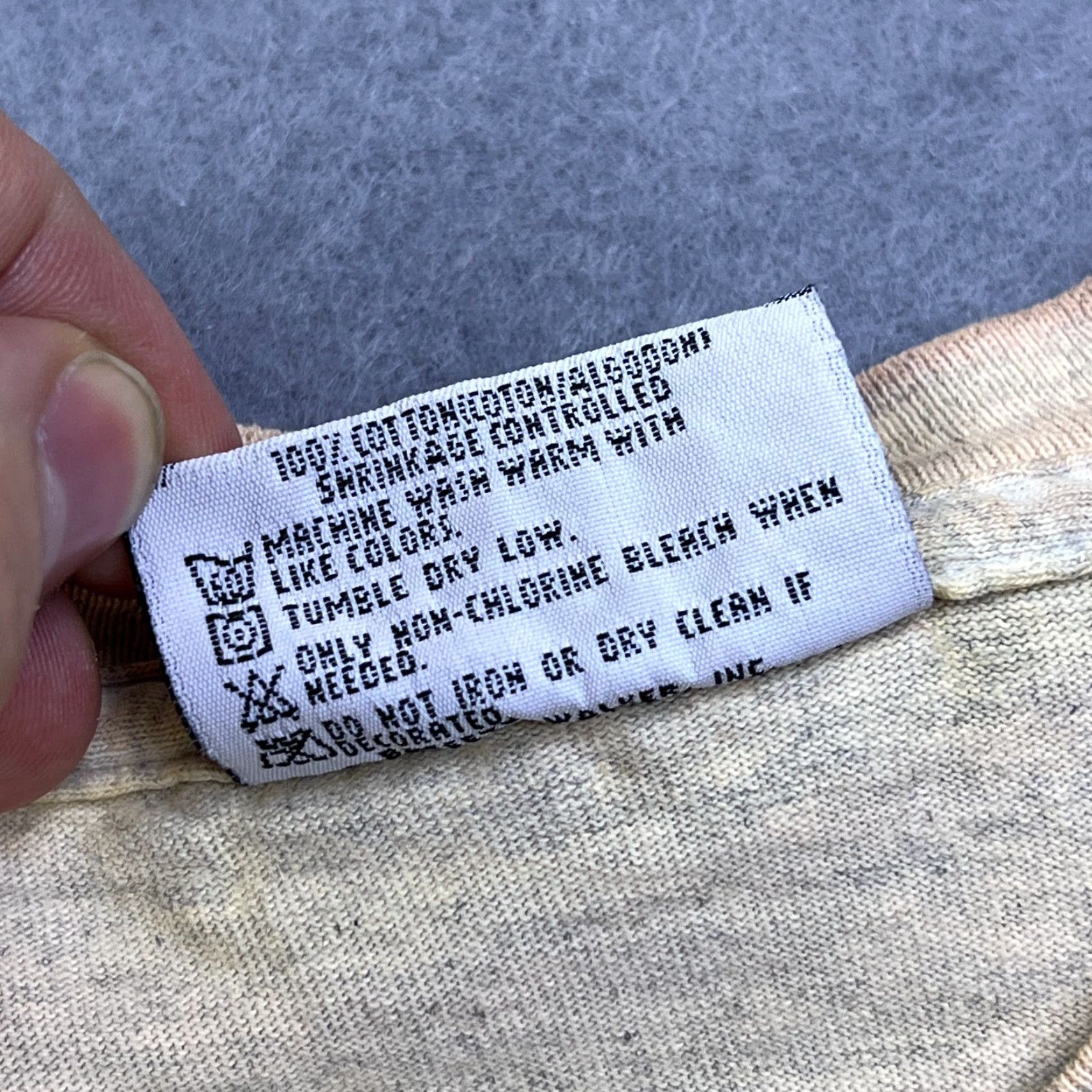 Reebok VTG Reebok T-Shirt Mens XXL Yale University Bulldogs 90s College USA Made Beige Short Sleeve Crew Neck Cotton Knit Logo Size US XXL / EU 58 / 5 - 5 Thumbnail