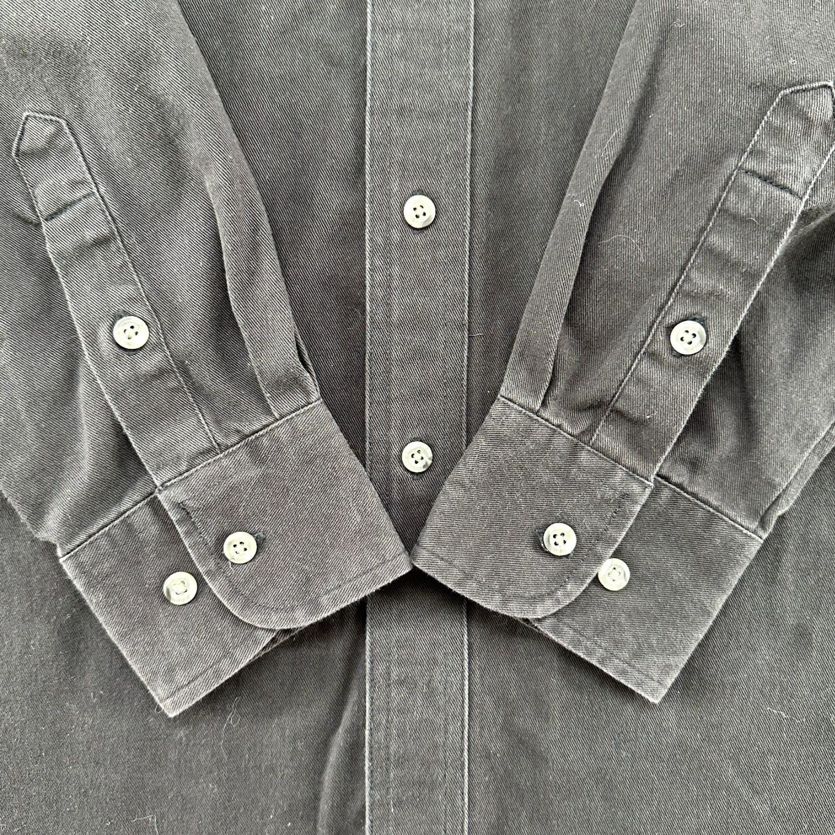 Wrangler VINTAGE Wrangler Shirt Mens 17 36 Black Long Sleeve Denim Thunder Mountain Rodeo Cowboy Western Workwear Button-Up Shirt Size US XL / EU 56 / 4 - 3 Thumbnail