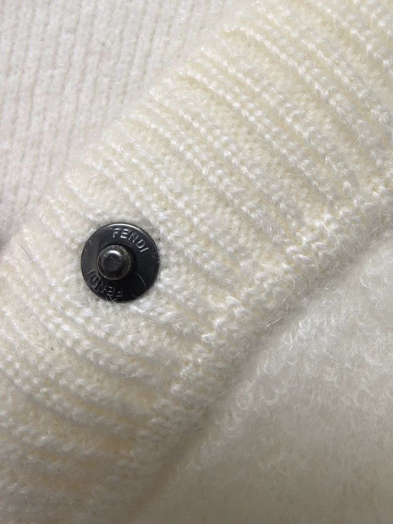 Fendi FENDI Cashmere long-sleeve V-neck cardigan with snap butto Size 4XL / US 24-26 - 3 Thumbnail