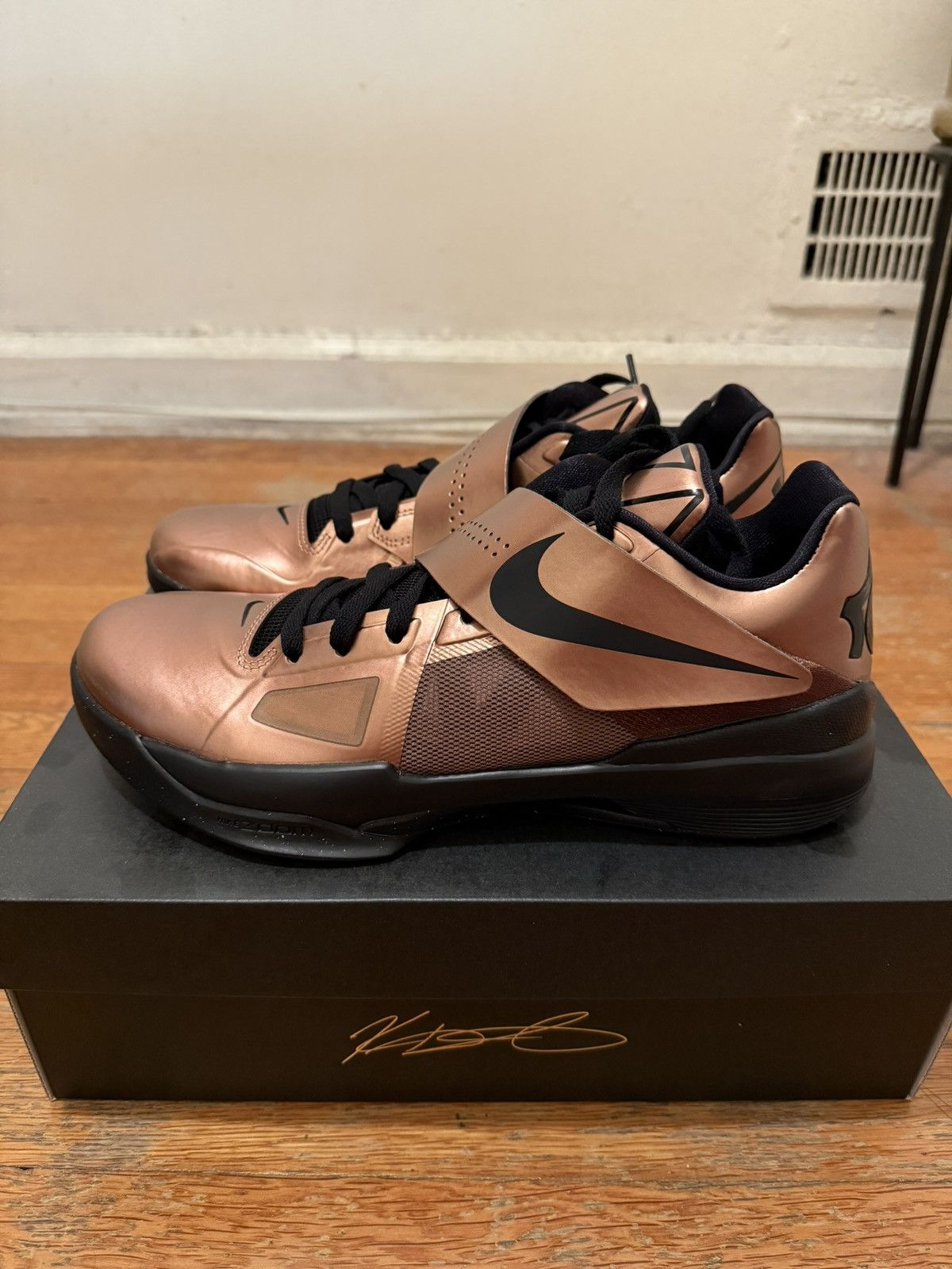Nike Nike KD IV Christmas Size US 9.5 / EU 42-43 - 1 Thumbnail