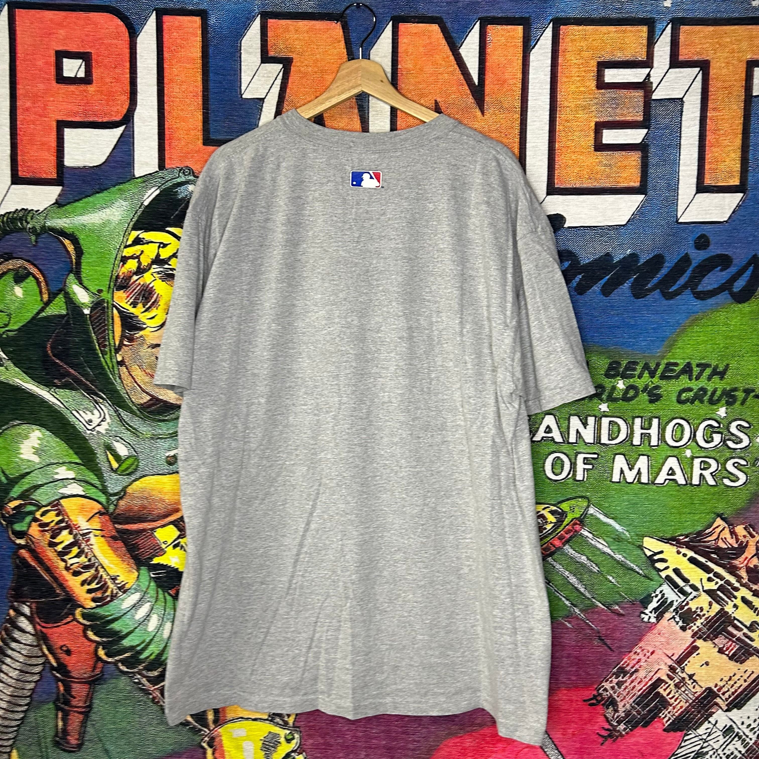 MLB Y2K Chicago Cubs Baseball Tee Size 2XL Size US XXL / EU 58 / 5 - 2 Thumbnail