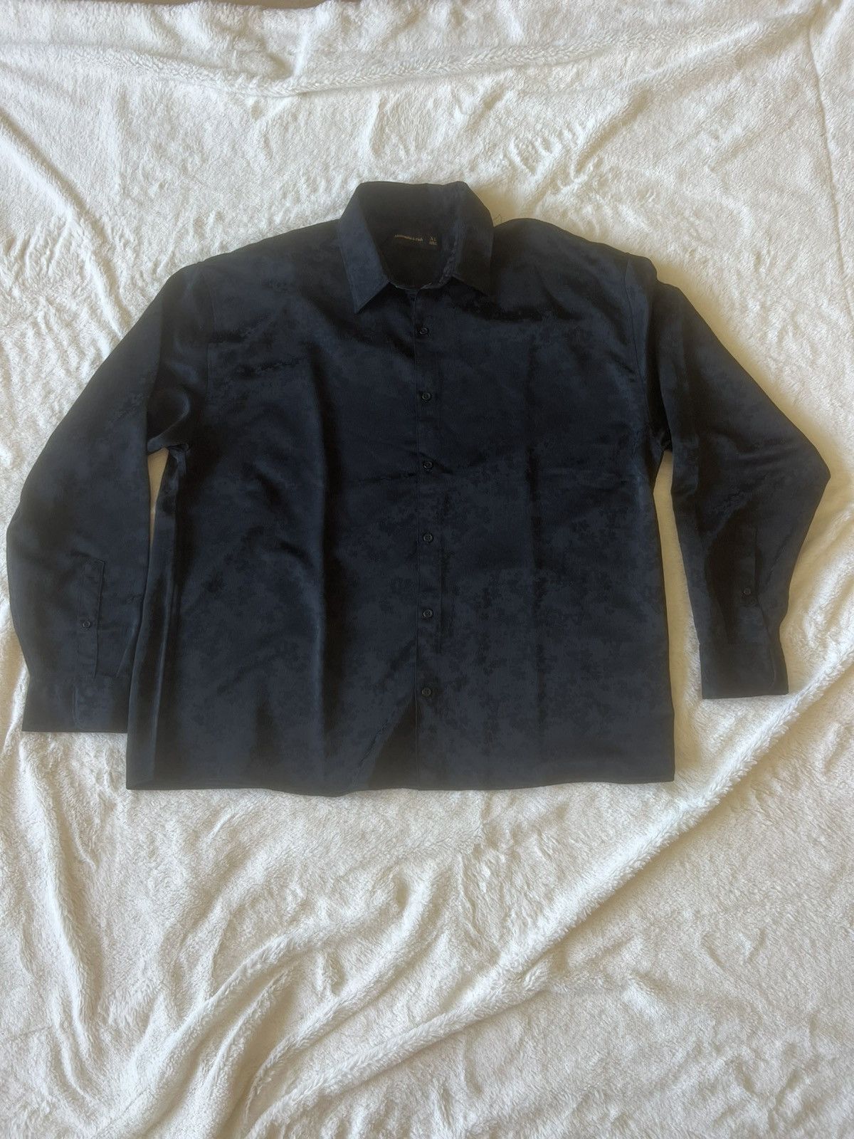 Abercrombie & Fitch × Burberry × Designer Flower Long sleeve black Size US XL / EU 56 / 4 - 1 Thumbnail