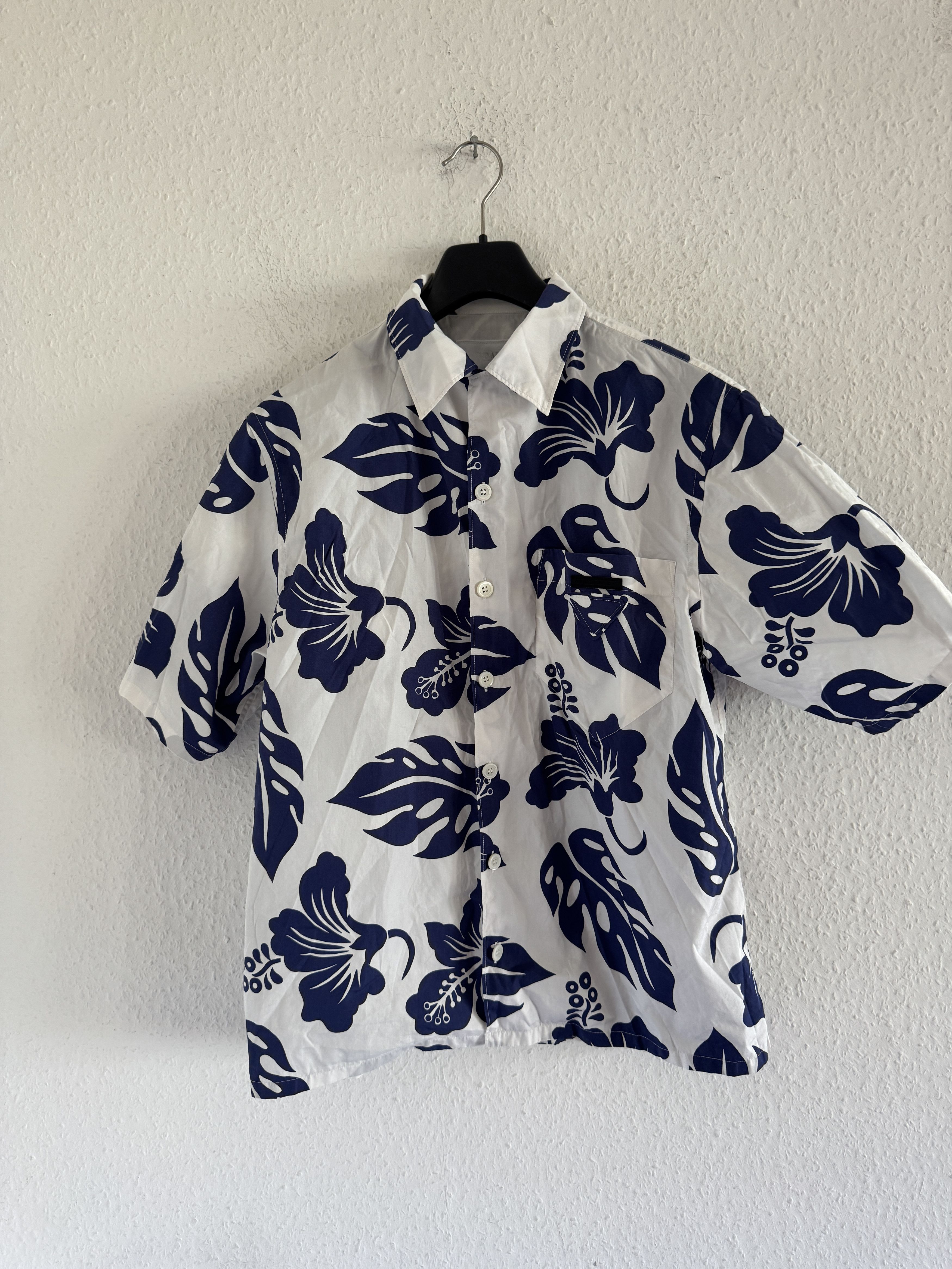 Prada Hibiscus Print Bowling Shirt Size US S / EU 44-46 / 1 - 7 Thumbnail