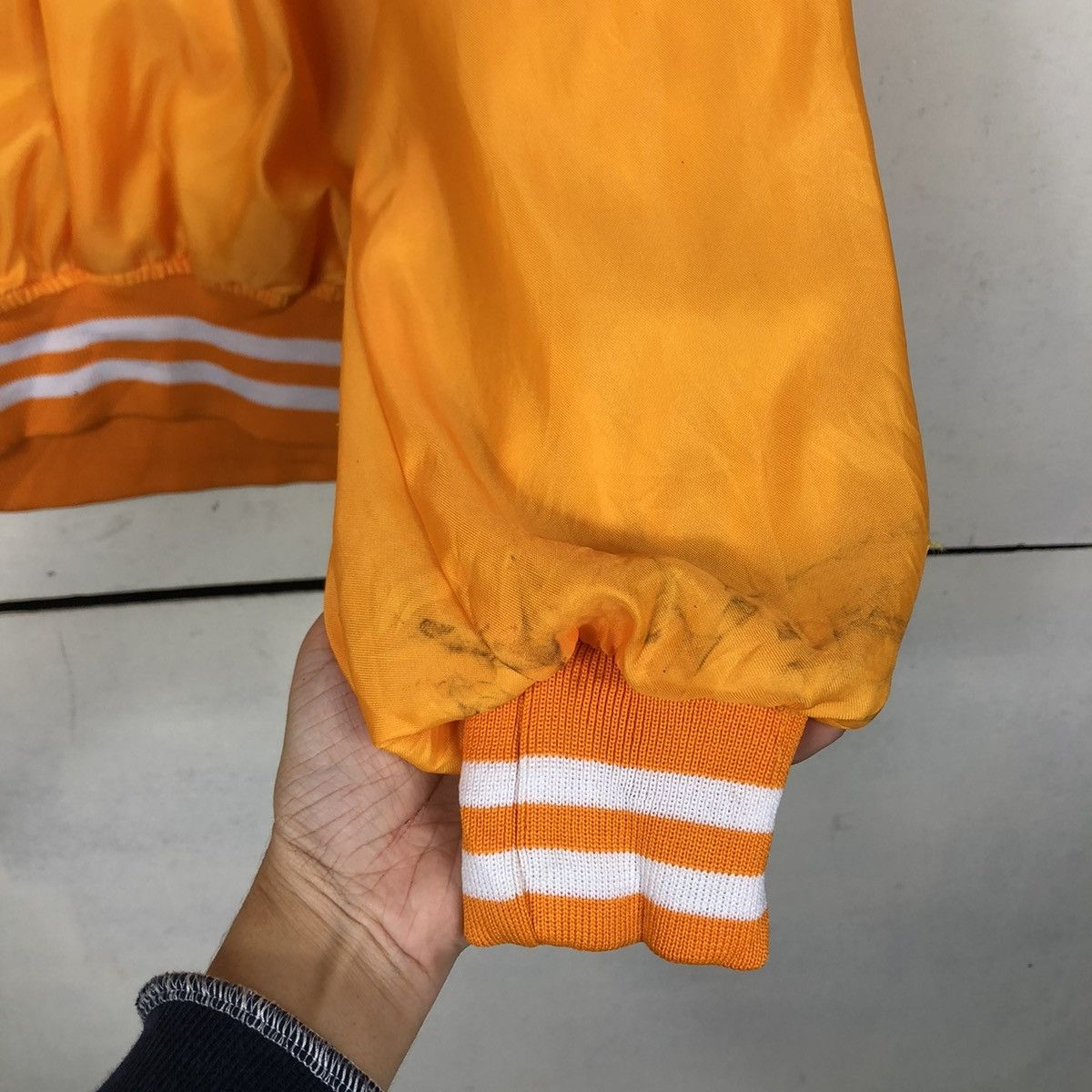 Salem Sportswear × Vintage 🔥VINTAGE PULL OVER BOMBER JACKET SATIN T VOLS SALEEM USA Size US M / EU 48-50 / 2 - 11 Thumbnail