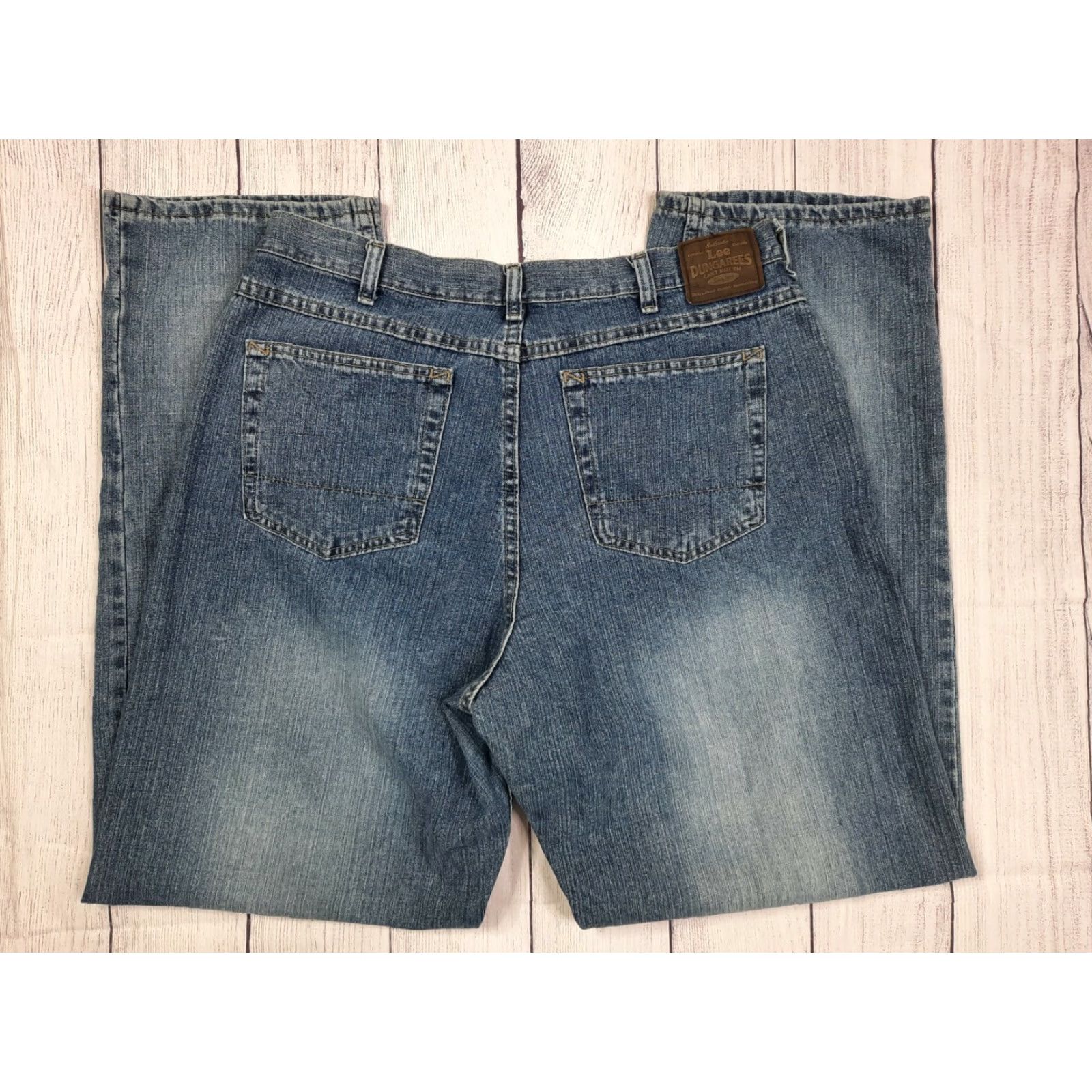 Lee Lee Men’s Dungarees Jeans Light Wash Blue Denim Straight Fit Loose 32 x 33 Regular 33x33 Cotton Blend Zip Pockets Size US 33 - 2 Thumbnail