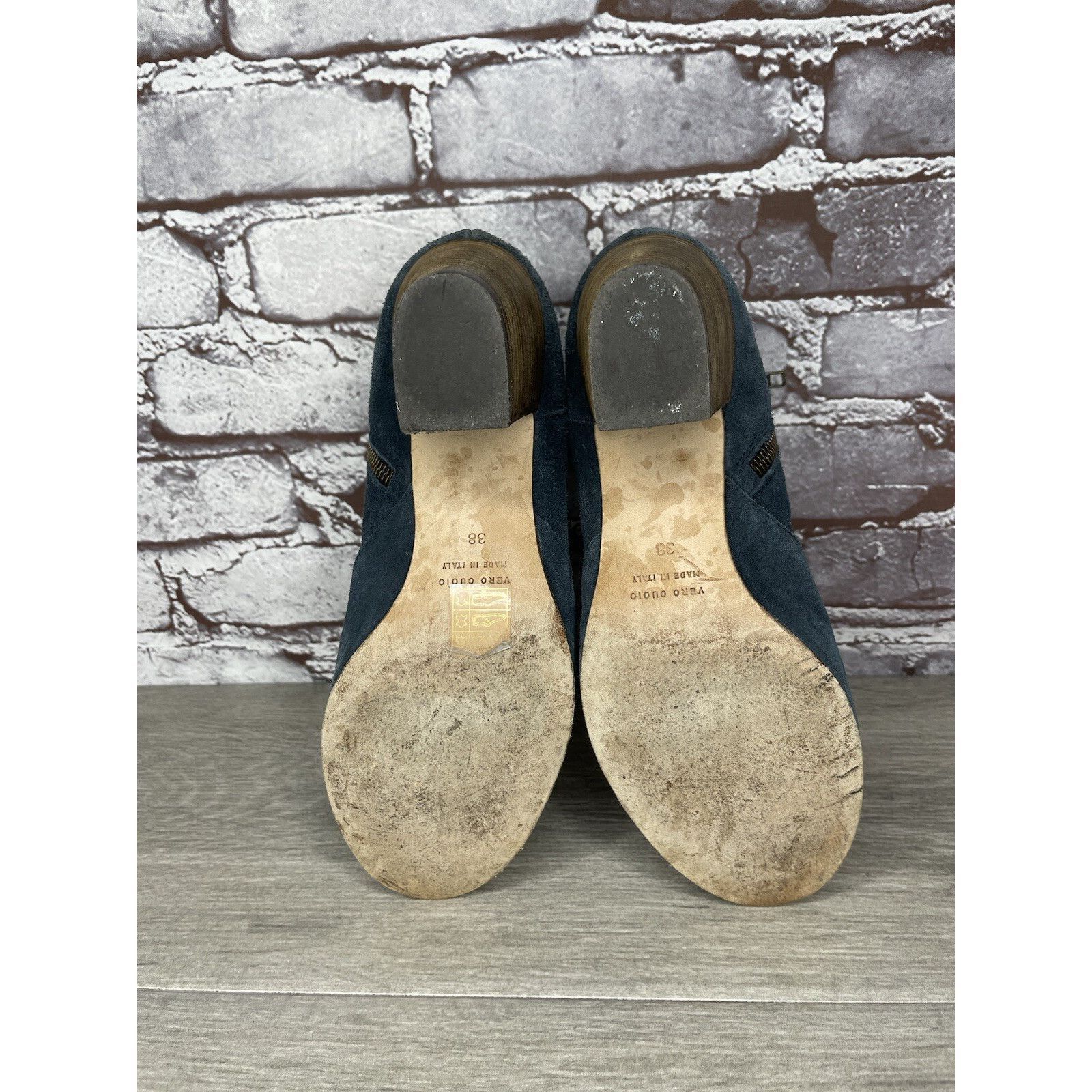 Club Monaco Club Monaco Brooklyn Blue Suede Side Zip Stacked Heel Bootie Size US 7.5 / IT 37.5 - 12 Thumbnail
