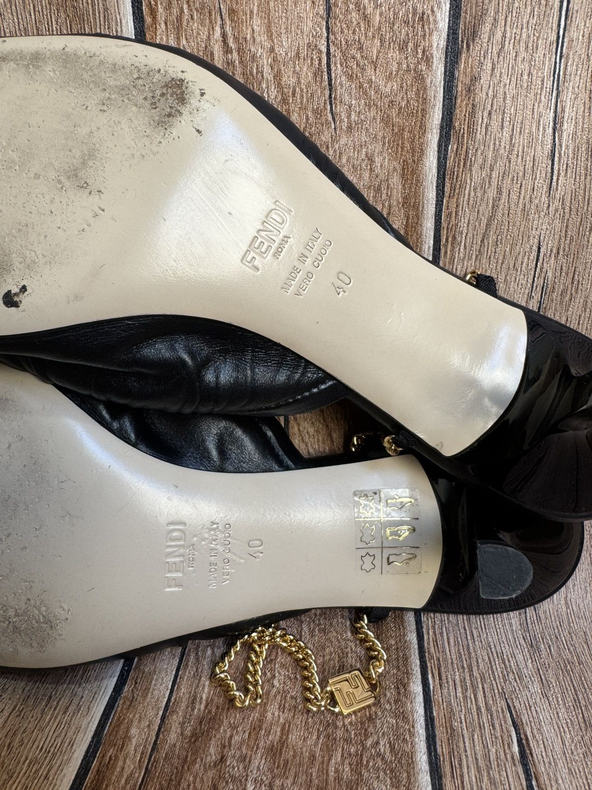 Fendi Colibri bow chain mules heels Size US 10 / IT 40 - 14 Thumbnail