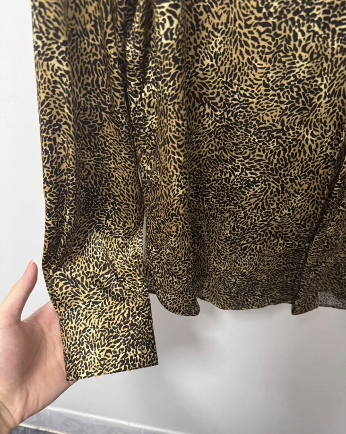 Saint Laurent Paris Saint Laurent 20FW Runway Silk Caramel Leopard Print Shirt Size US S / EU 44-46 / 1 - 5 Thumbnail