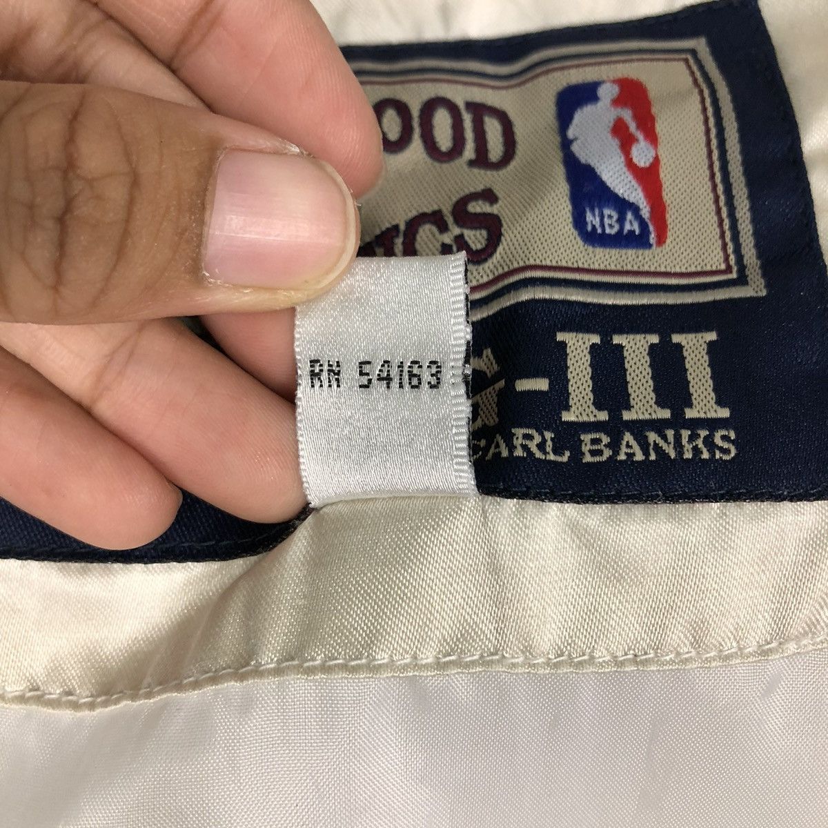 NBA 🔥VINTAGE BOMBER JACKET LAKERS SPELL OUT HARDWOOD CLASSIC Size US XL / EU 56 / 4 - 19 Thumbnail