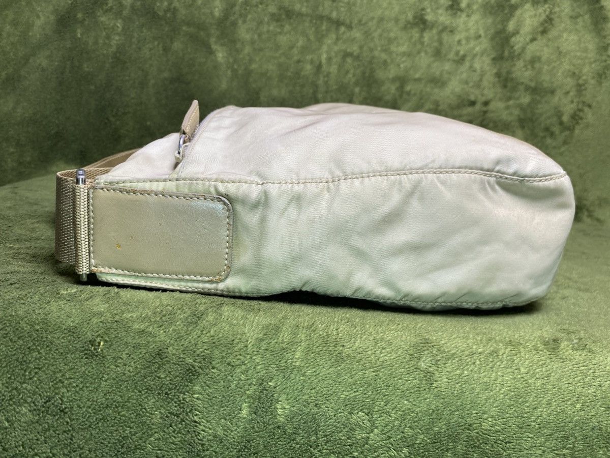 Prada Vintage Prada khaki beige nylon tessuto crossbody bag Size ONE SIZE - 15 Thumbnail