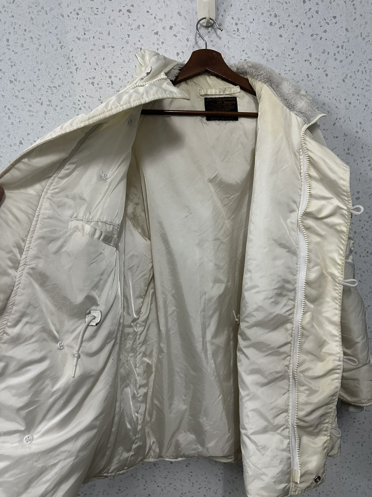 Alpha Industries Vintage Alpha Industries Hooded Jacket Made In Usa Size US M / EU 48-50 / 2 - 3 Thumbnail