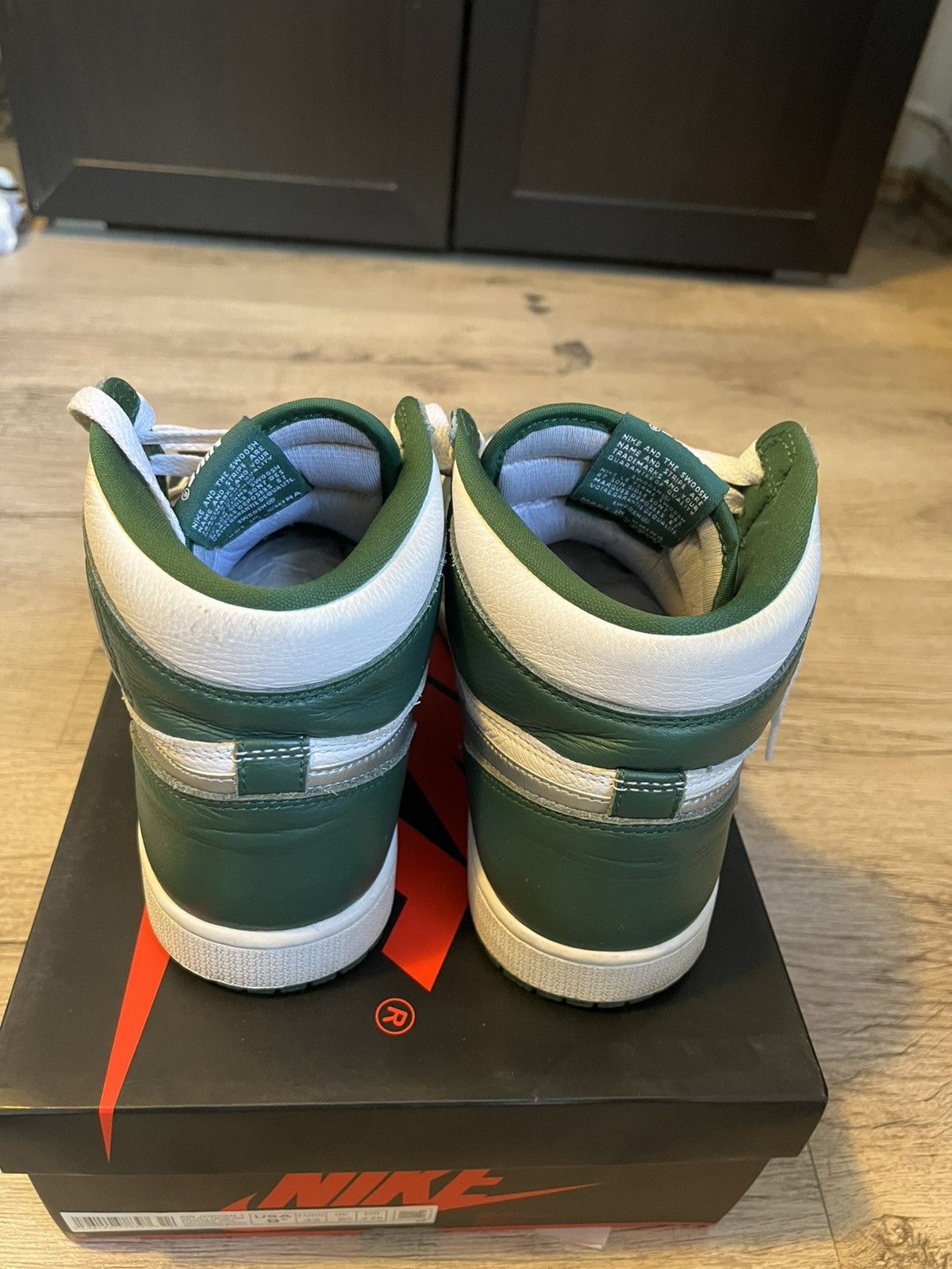 Jordan Brand Air jordan 1 retro high OG Size US 9.5 / EU 42-43 - 7 Thumbnail