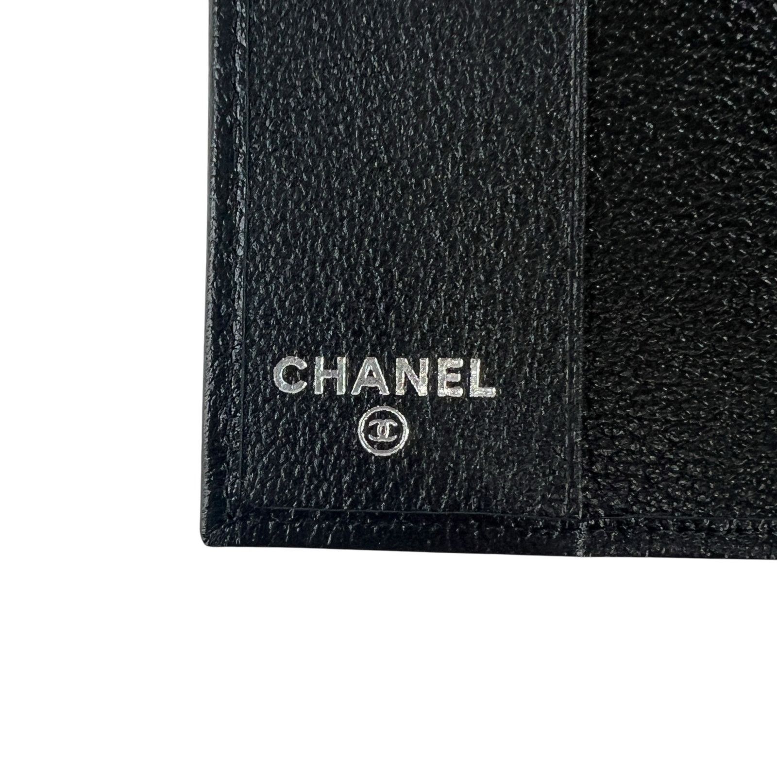 Chanel Chanel Leather Passport Holder Size ONE SIZE - 4 Thumbnail