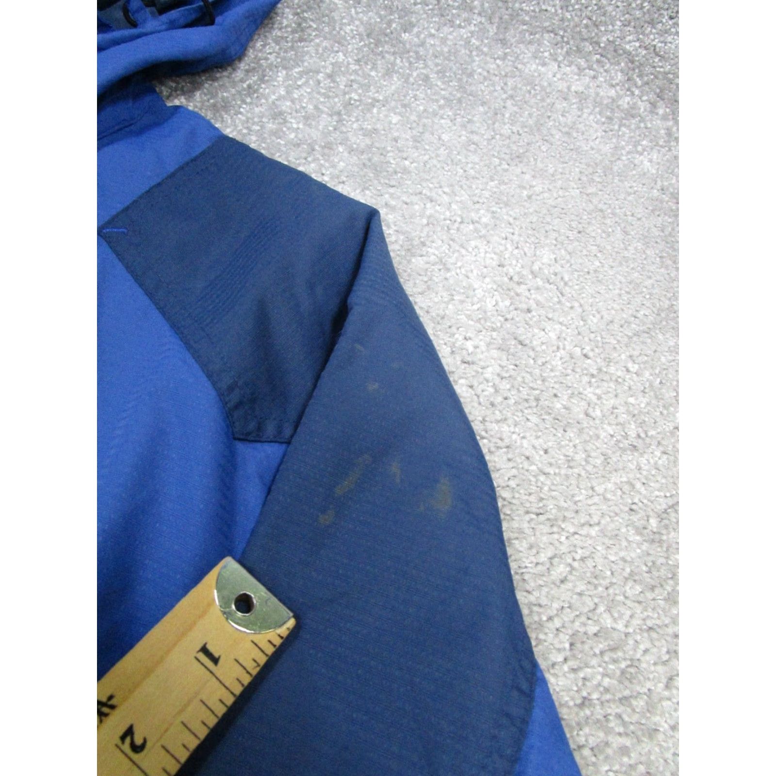 Vintage VINTAGE Columbia Windbreaker Jacket Mens M Blue Full Zip Windbreaker Logo Regular Jackets Mens Size US M / EU 48-50 / 2 - 5 Thumbnail