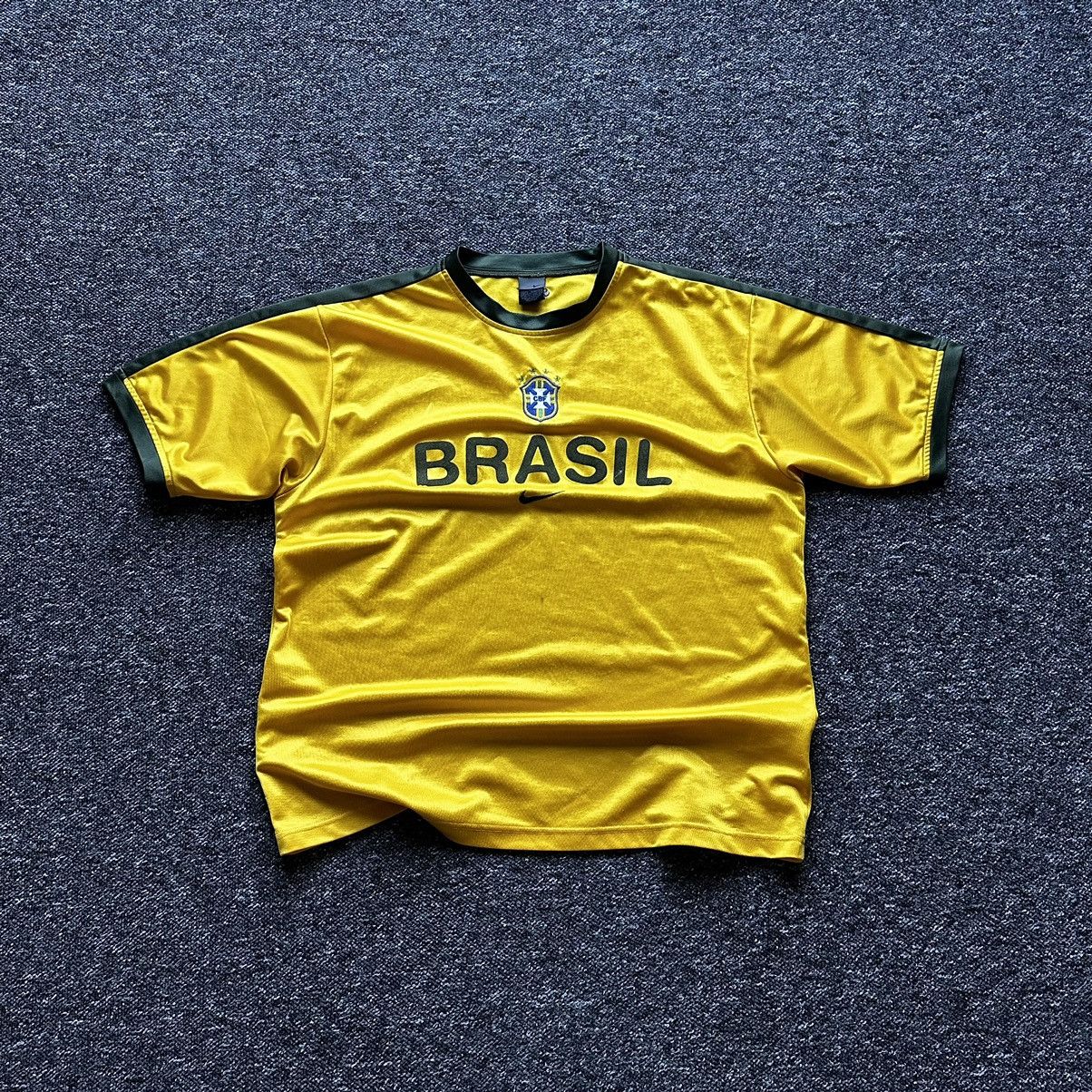 Nike × Vintage vintage nike brasil 2001 2002 footballshirt footballjersey Size US L / EU 52-54 / 3 - 1 Thumbnail