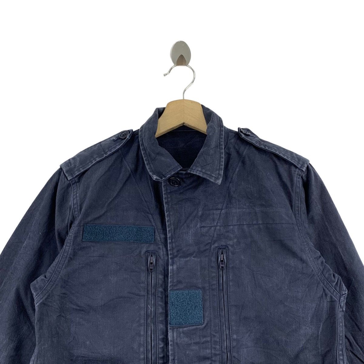 Japanese Brand GENTLE MAN Japanese Brand Multi Pockets Navy Denim Jeans Size US M / EU 48-50 / 2 - 2 Thumbnail
