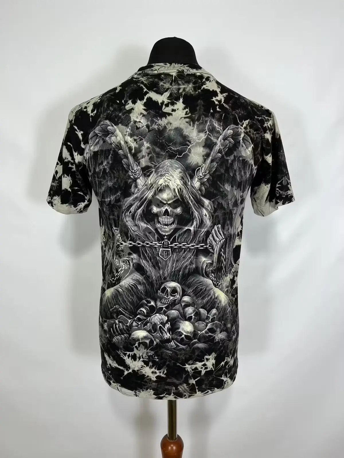 Band Tees × Vintage Wild copyright skeleton overprint vintage t-shirt Size US M / EU 48-50 / 2 - 2 Thumbnail