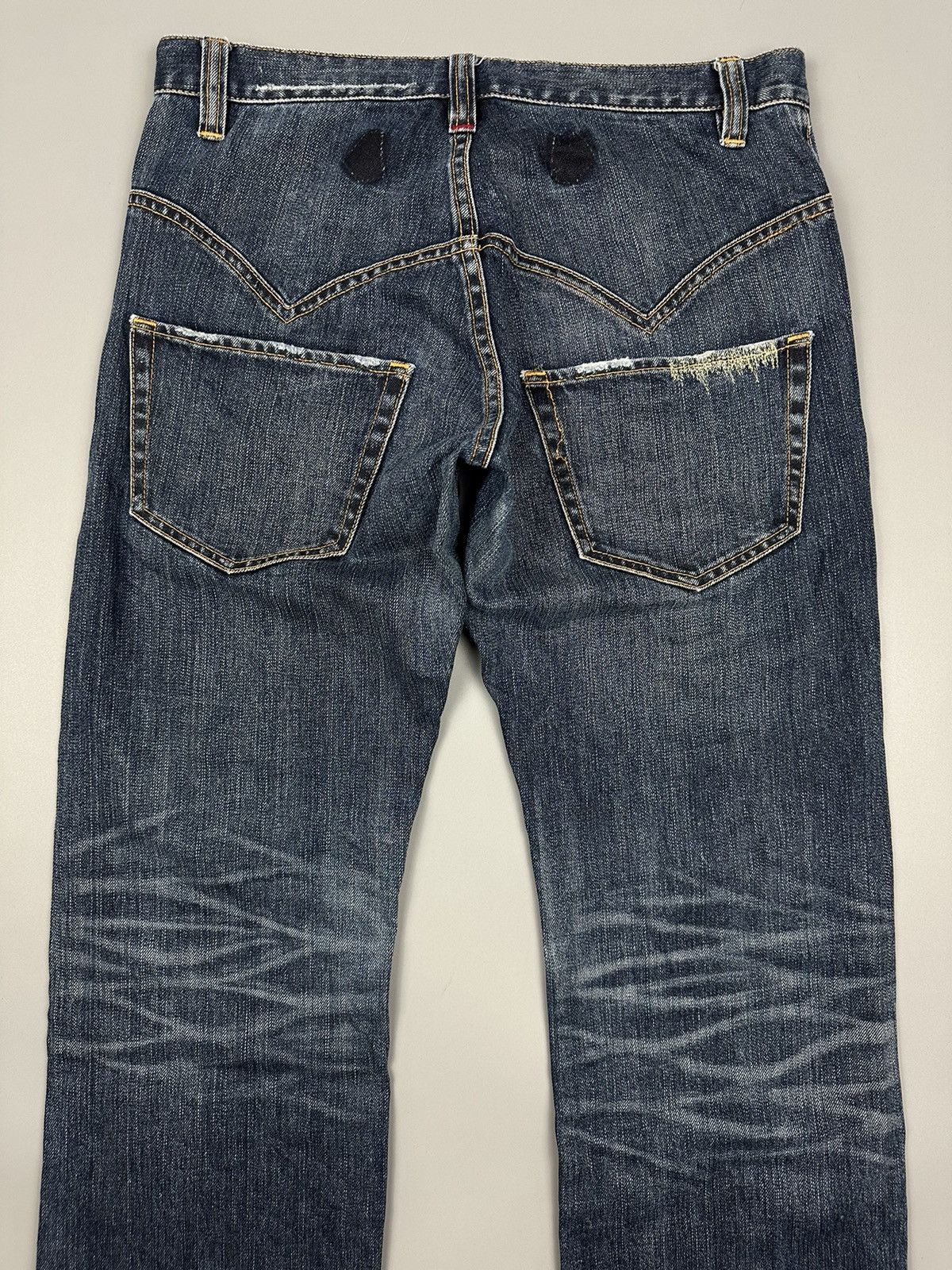 Issey Miyake × Japanese Brand Distressed Sunao Kuwahara Sashiko Boro Denim Size US 31 - 6 Thumbnail