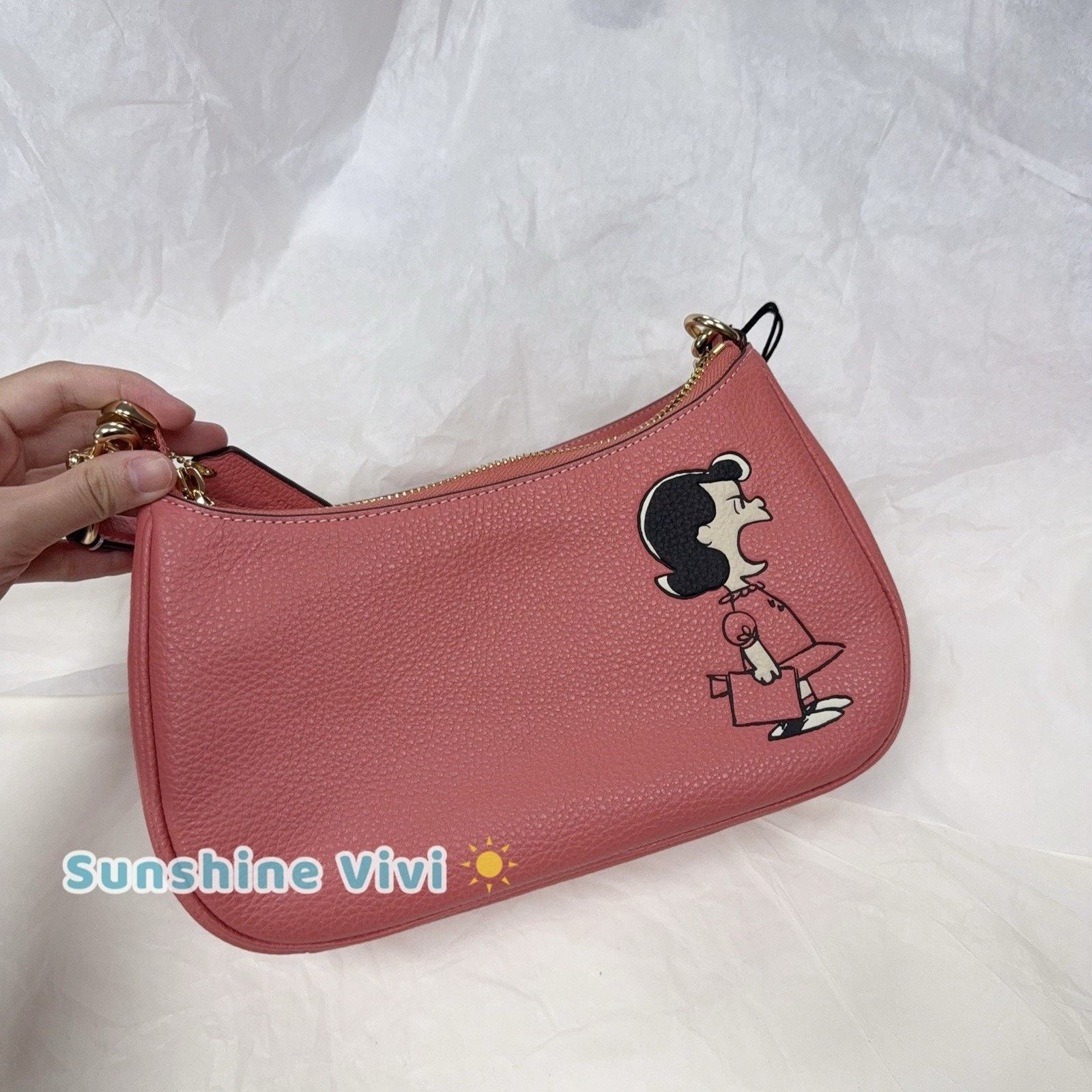 Coach NWT Coach X Peanuts Teri Shoulder Bag Lucy CBM32 Leather Size ONE SIZE - 8 Thumbnail
