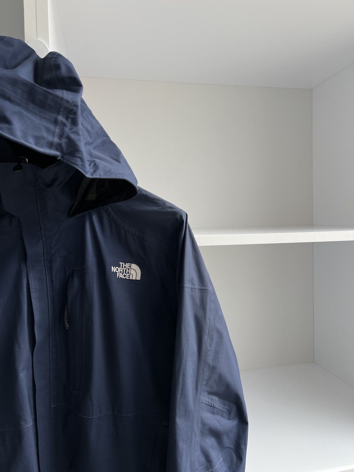 The North Face × Vintage Vintage The North Face Gore Tex Light Jacket Size US L / EU 52-54 / 3 - 3 Thumbnail
