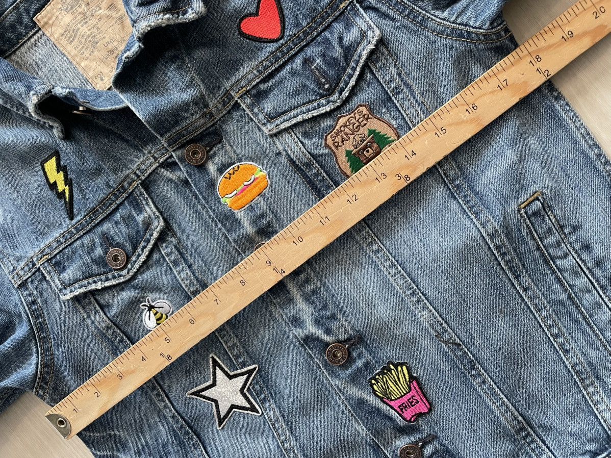 Old Navy VTG Y2K 06 Old Navy Denim Trucker W/ Y2K Patch Collection Size L / US 10 / IT 46 - 8 Thumbnail