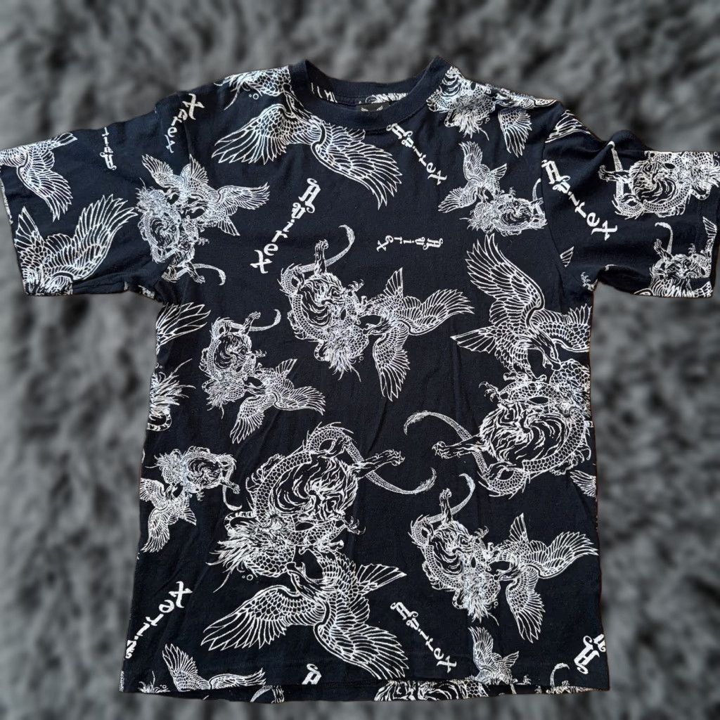 Avirex VINTAGE Avirex Shirt XL All Over Print Animal Bird Black Sliver Sparkle Crew Neck Short Sleeve Men T-Shirt Y2K Grunge Skater Size US XL / EU 56 / 4 - 1 Thumbnail