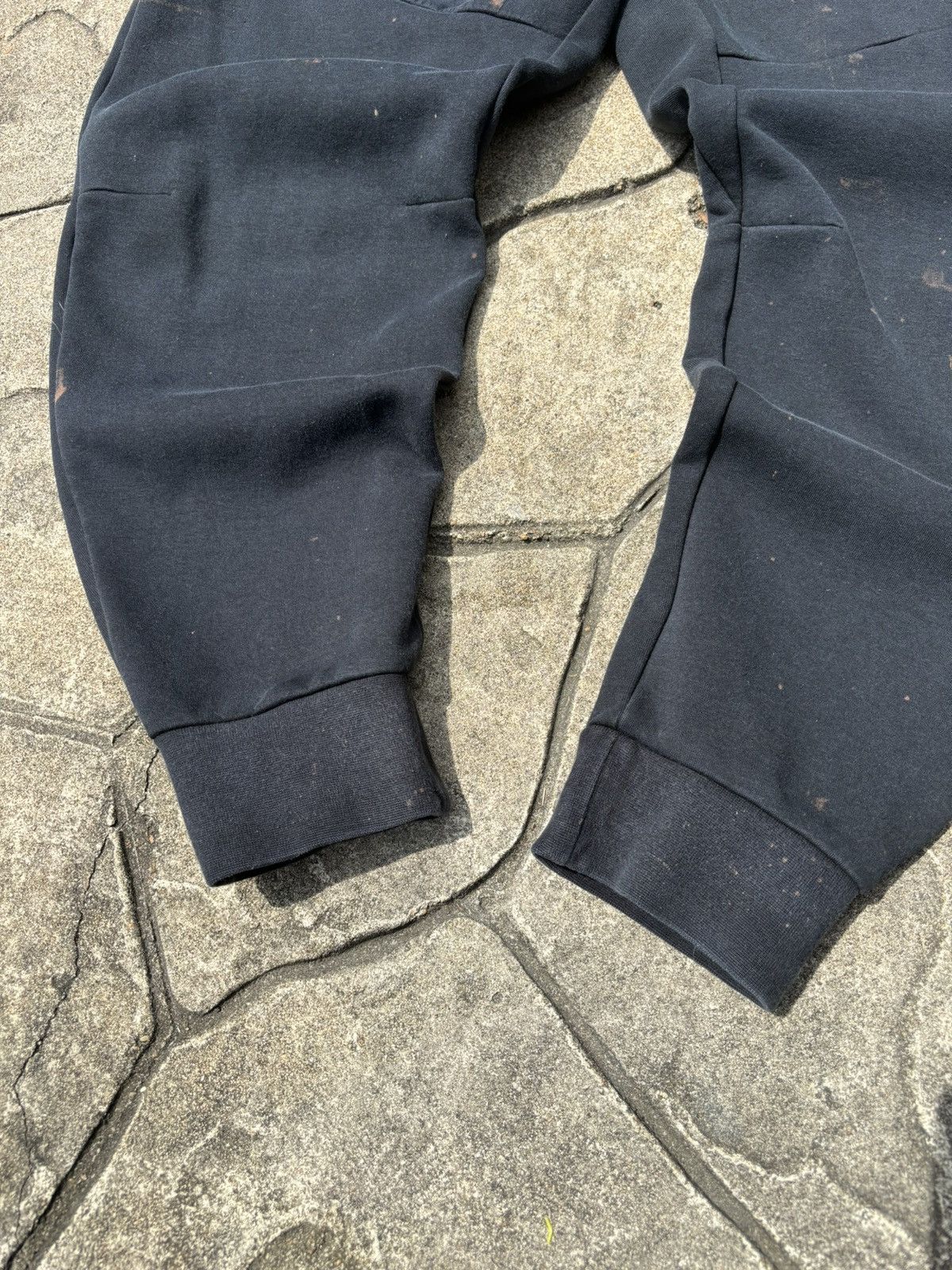 Nike × Vintage Y2K Nike Thrashed Athletic Fit Tapered Black Joggers Size US 36 / EU 52 - 2 Thumbnail