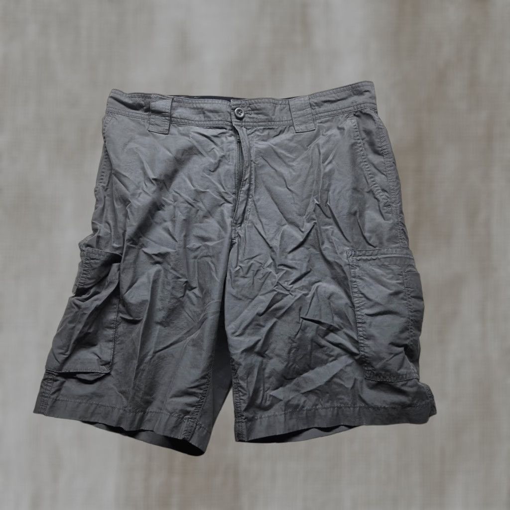 Van Heusen Van Heusen Studio Shorts Chino Gray Adult 34 Cotton Polyester Blend Pocket Mens Size US 34 / EU 50 - 1 Thumbnail