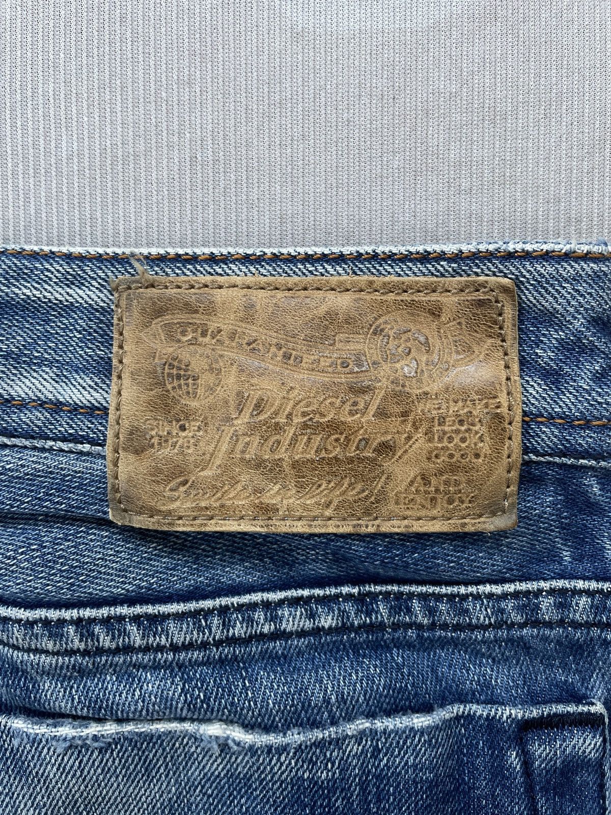 Diesel Diesel Zatiny Jeans (P102) Size US 30 / EU 46 - 13 Thumbnail
