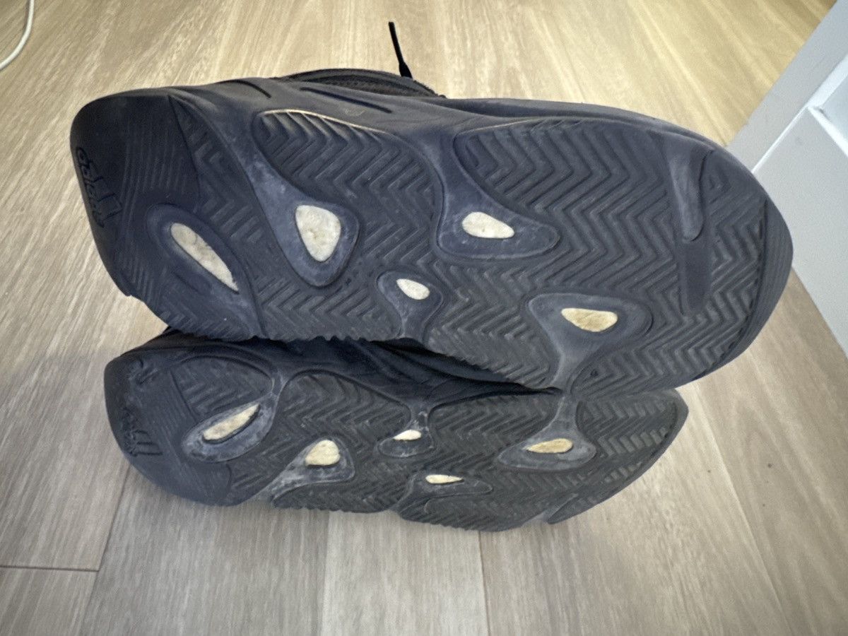 Yeezy Yeezy 700v2 Maude Size US 7.5 / EU 40-41 - 4 Thumbnail