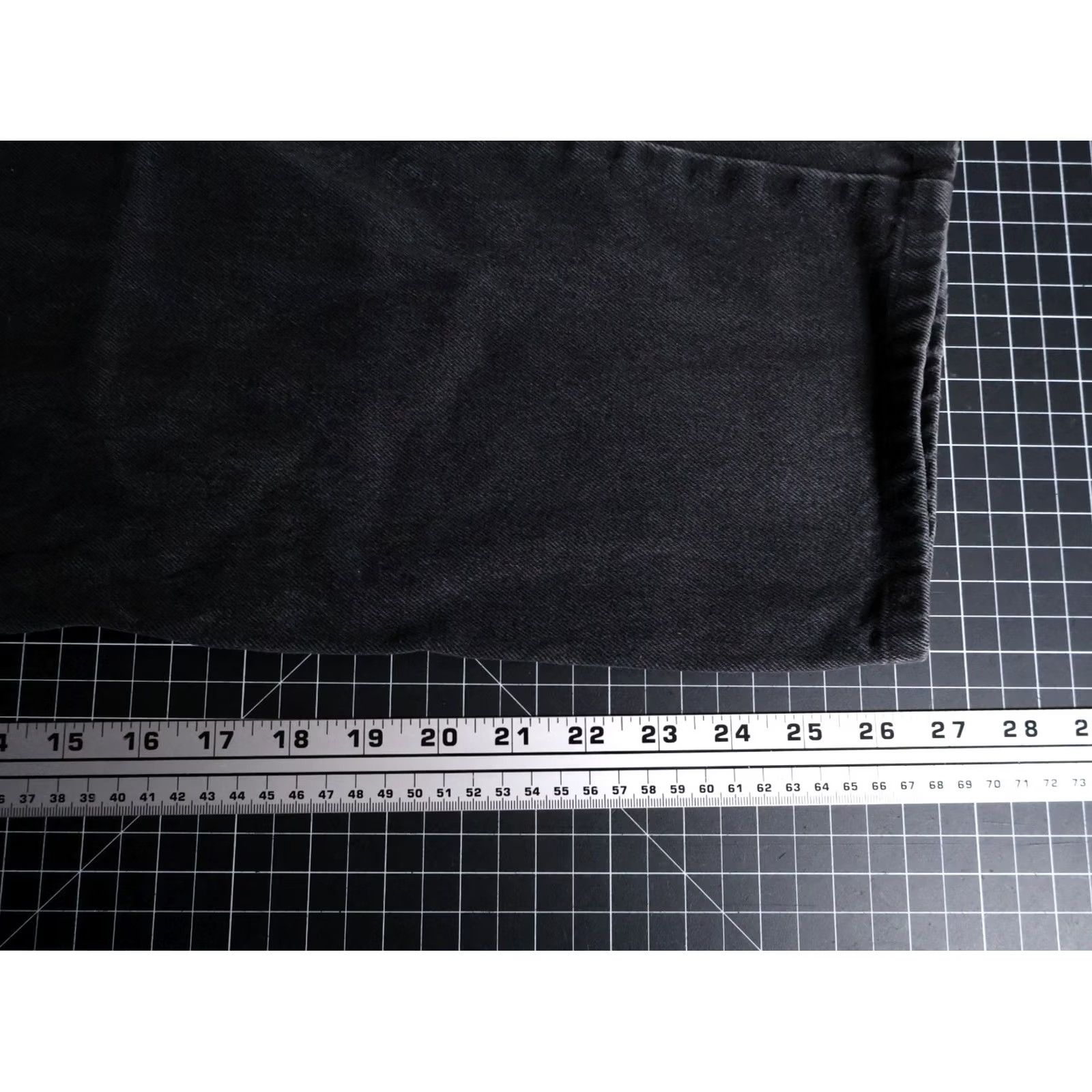 Levi's VINTAGE Levi's 550 Jeans Men's 36 x 26 Black Denim Relaxed Taper 90s Grunge Retro 550 Jeans Mens Regular 5-Pocket Design Jeans Size US 36 / EU 52 - 7 Thumbnail